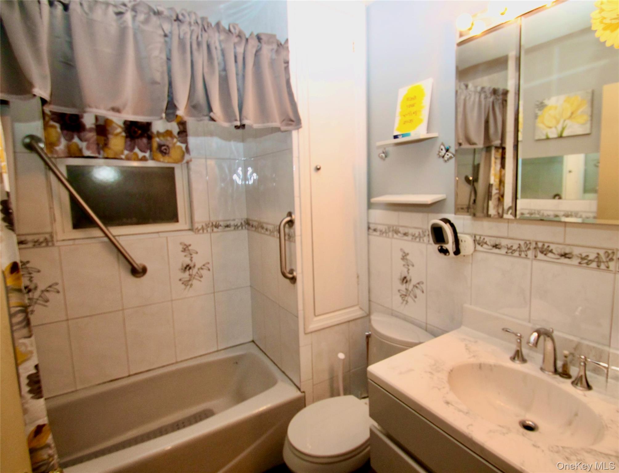 #11 photo, 45 Merokee Place, Farmingdale , NY 11735