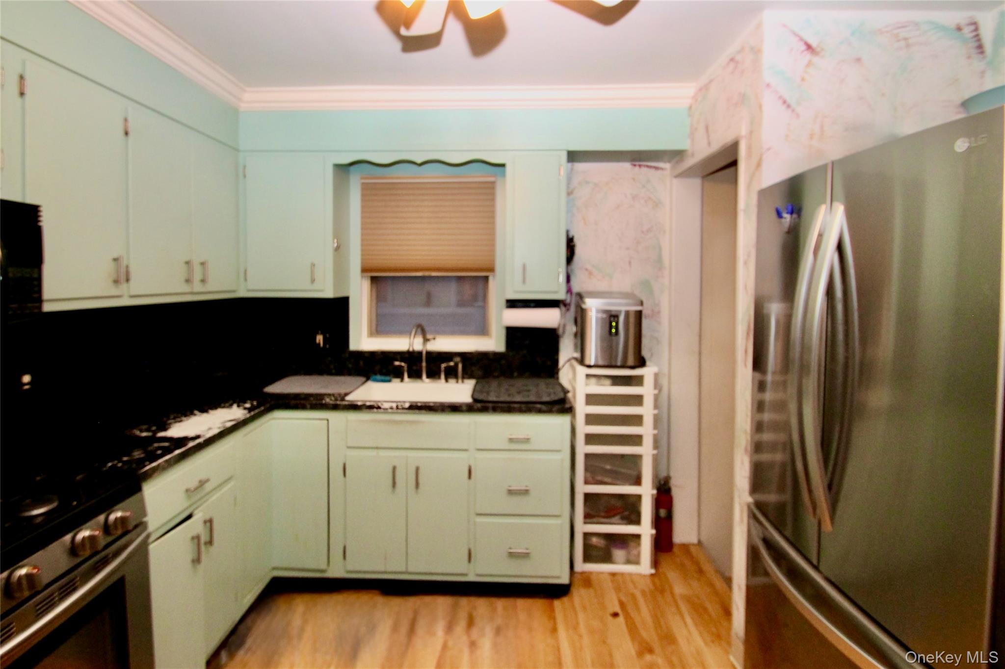 #6 photo, 45 Merokee Place, Farmingdale , NY 11735