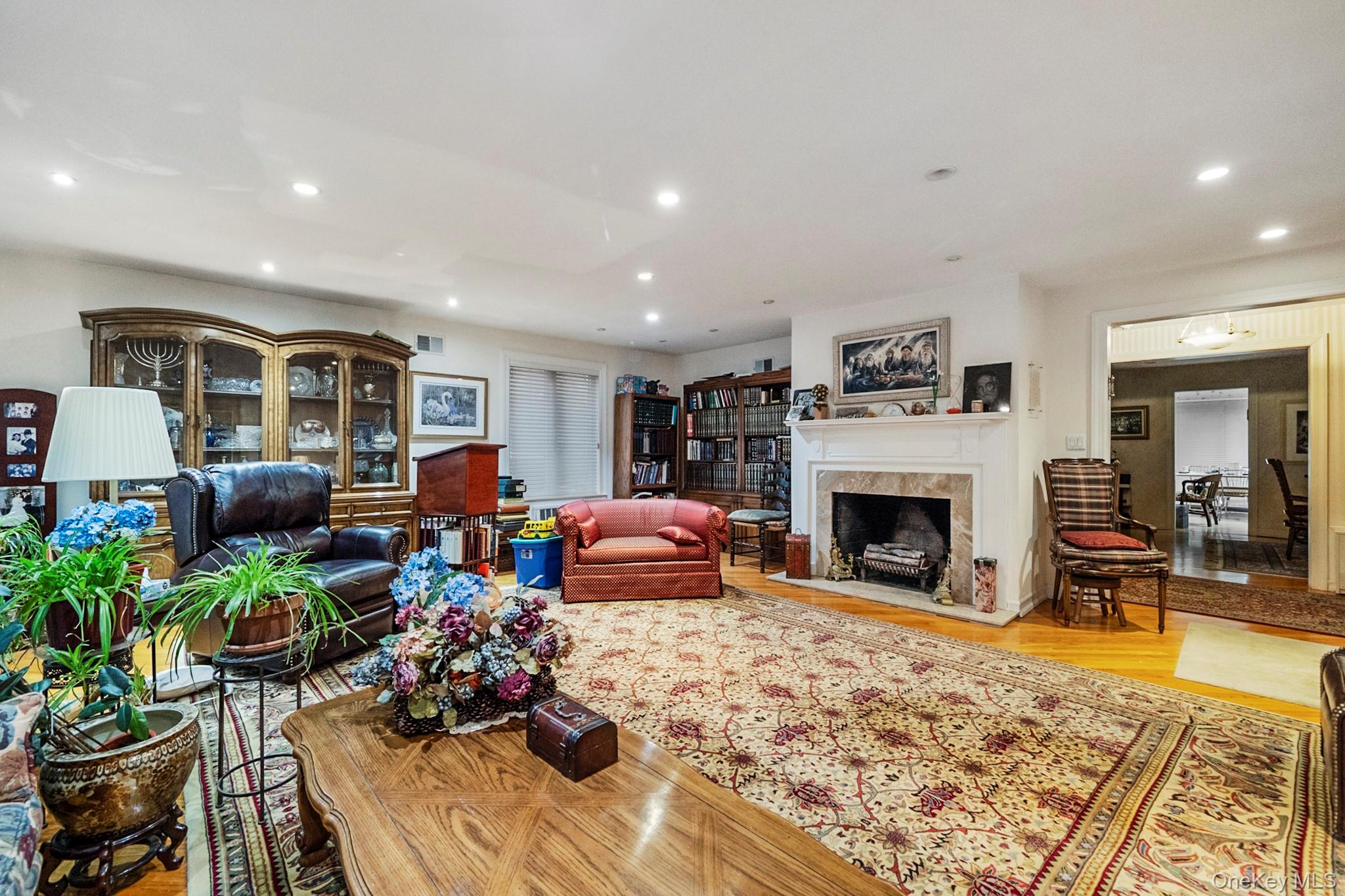 #4 photo, 83-47 Abingdon Road, Kew Gardens , NY 11415