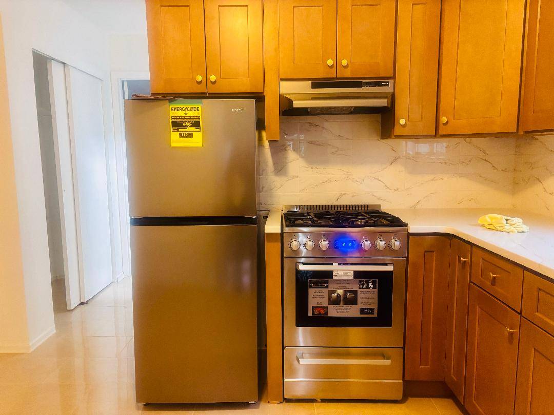 #5 photo, 134  Woodbine Avenue, #2, Staten Island , NY 10314