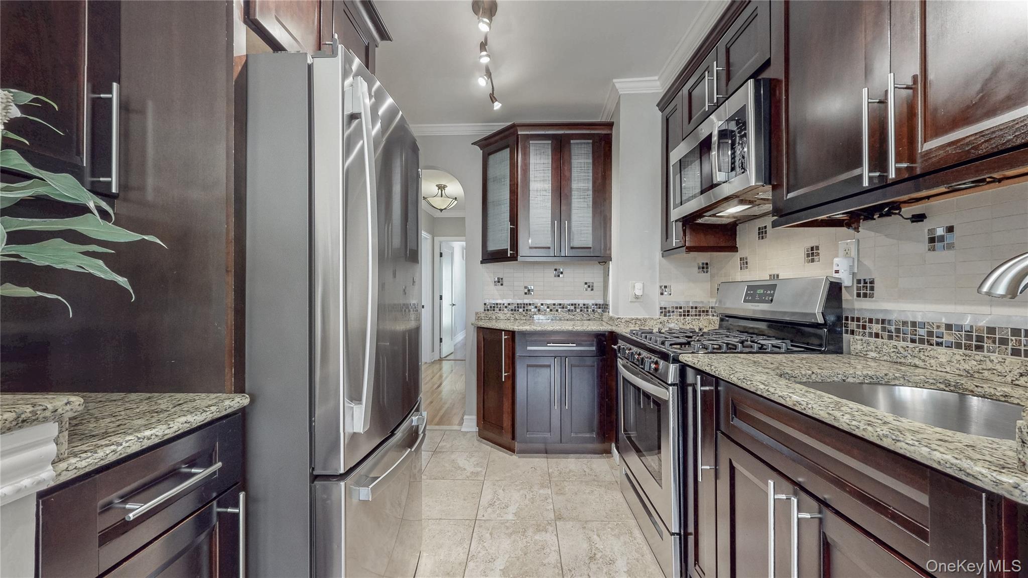 #9 photo, 67-04 Selfridge Street, Forest Hills , NY 11375