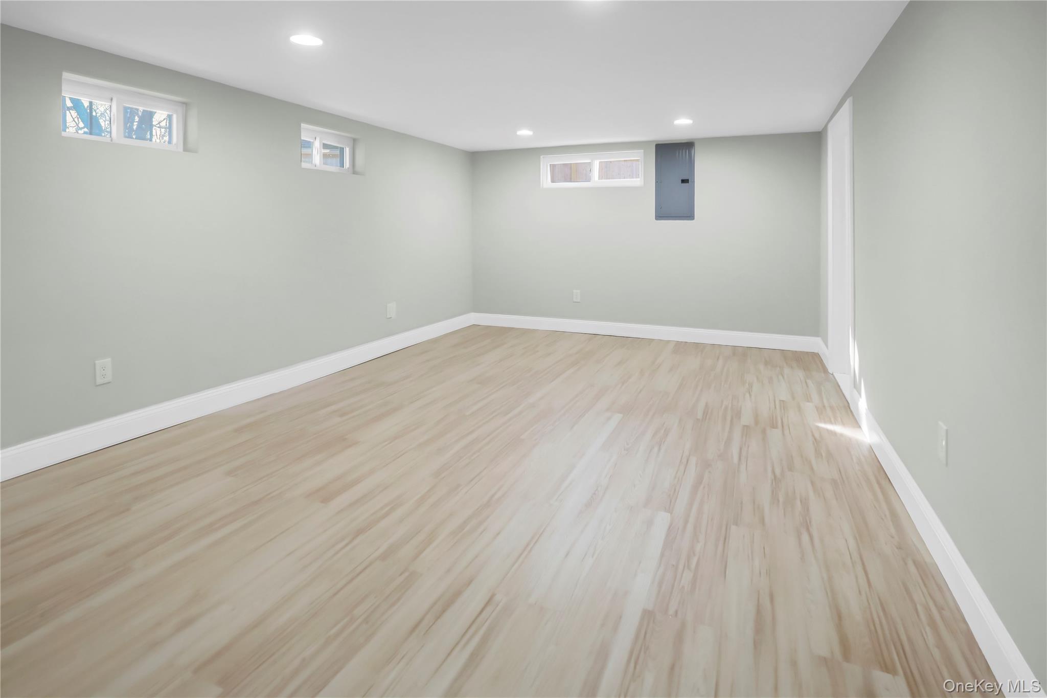 #20 photo, 2 Walnut Drive, Syosset , NY 11791