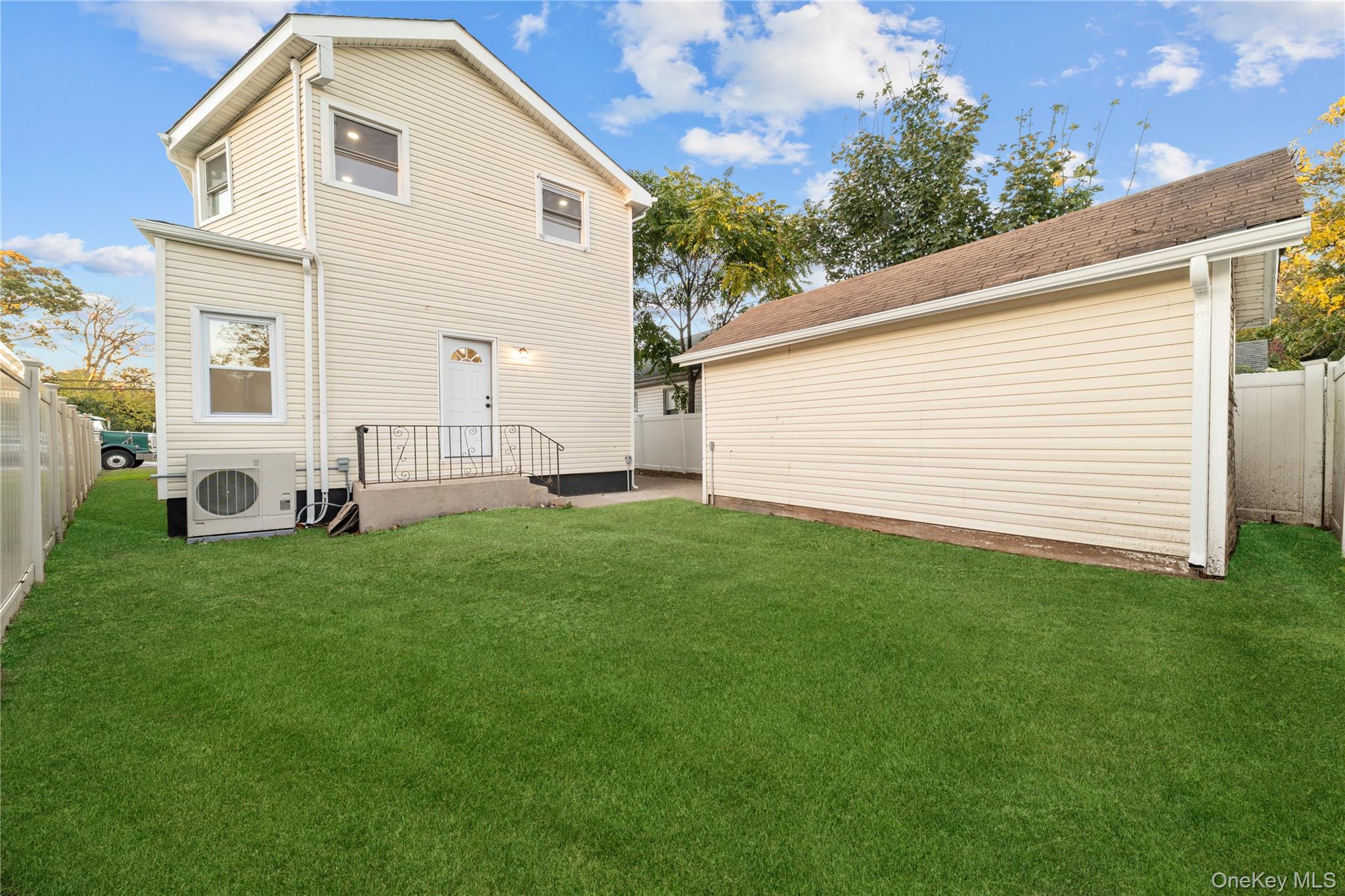 #13 photo, 146 Lincoln Avenue, Roosevelt , NY 11575