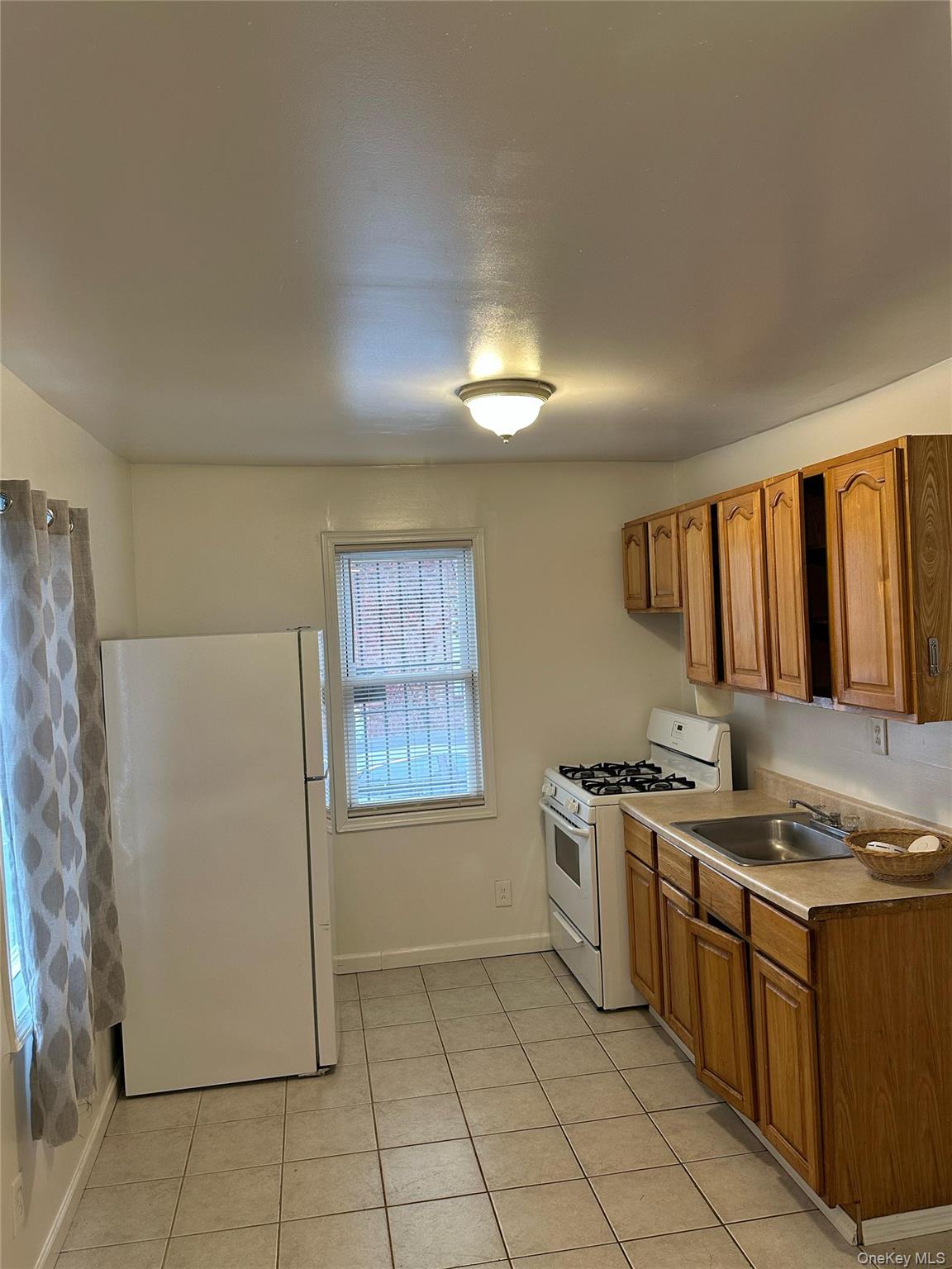 #4 photo, 10709 156th Street, Jamaica , NY 11433