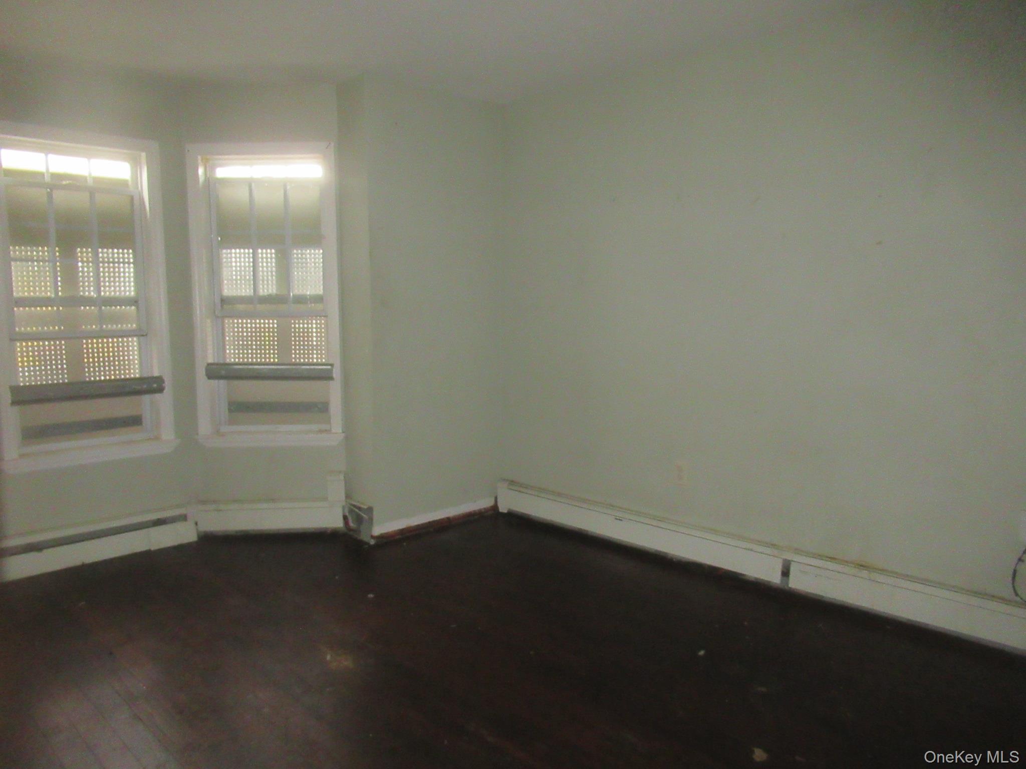 #13 photo, 35 Carpenter Avenue, Newburgh , NY 12550