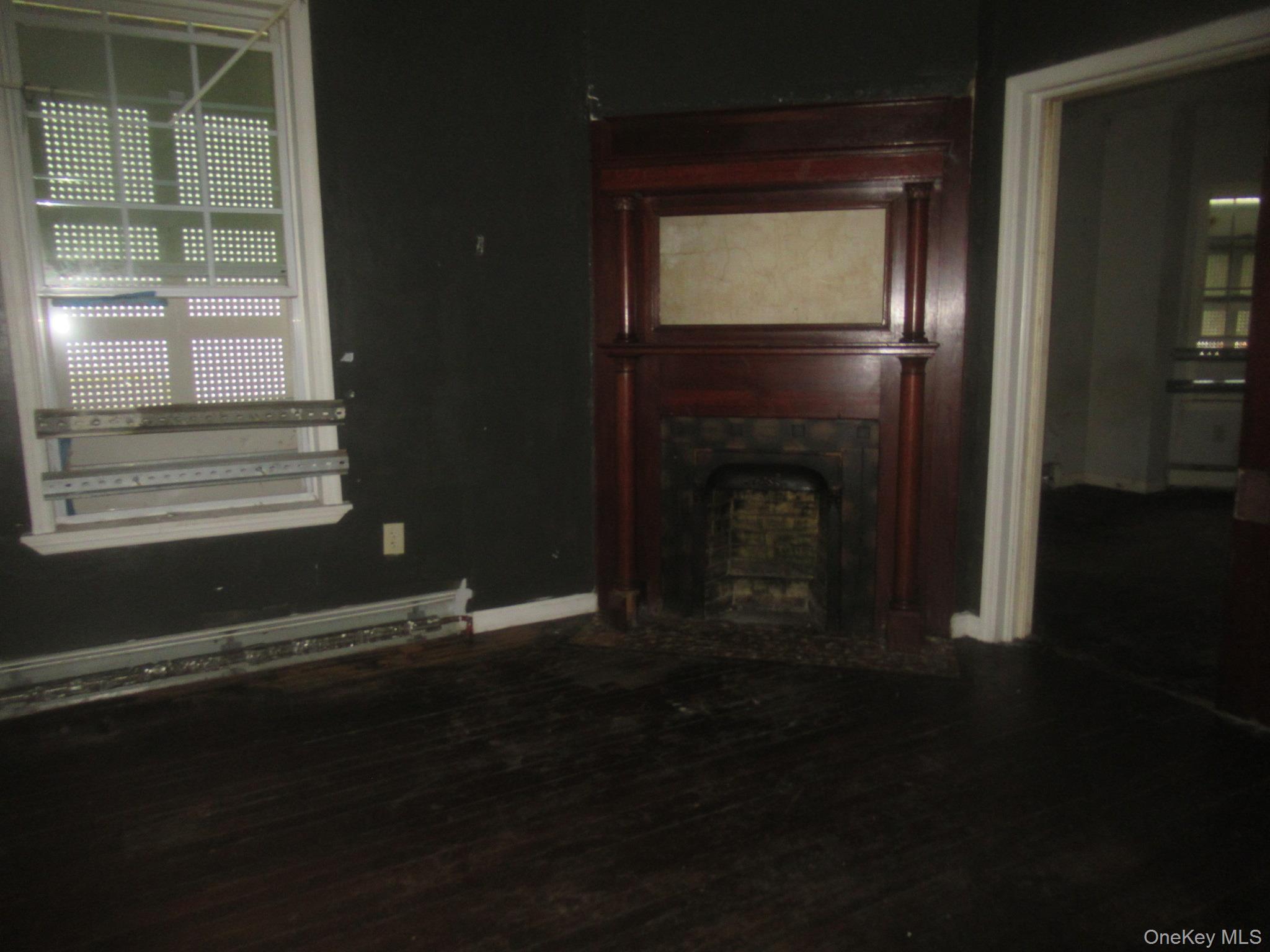 #16 photo, 35 Carpenter Avenue, Newburgh , NY 12550