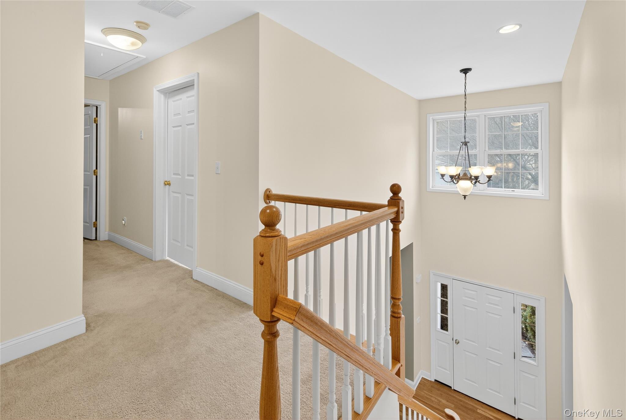 #19 photo, 9 Exeter Circle, Beacon , NY 12508