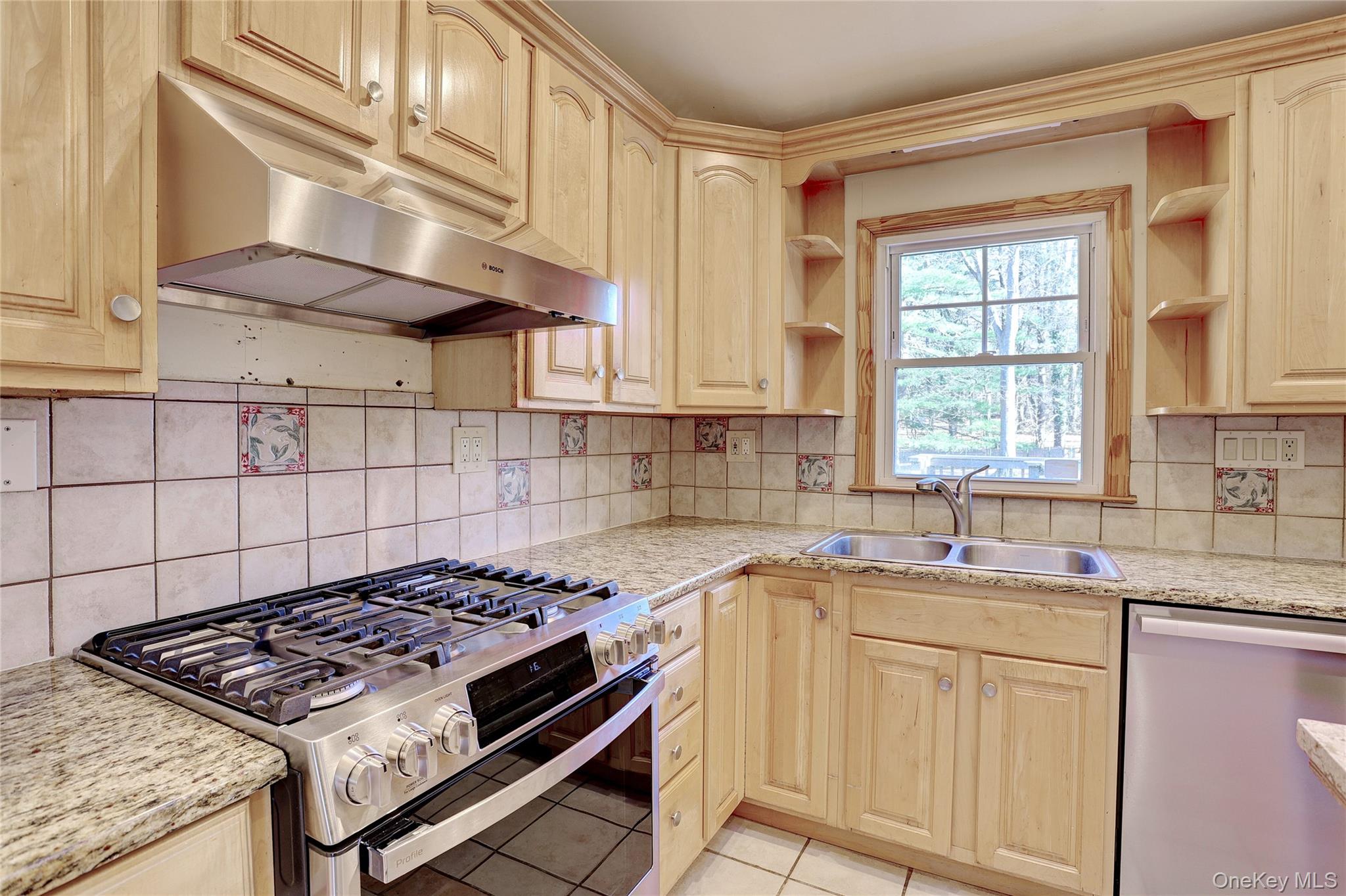 #5 photo, 158 Summit Park Road, Spring Valley , NY 10977