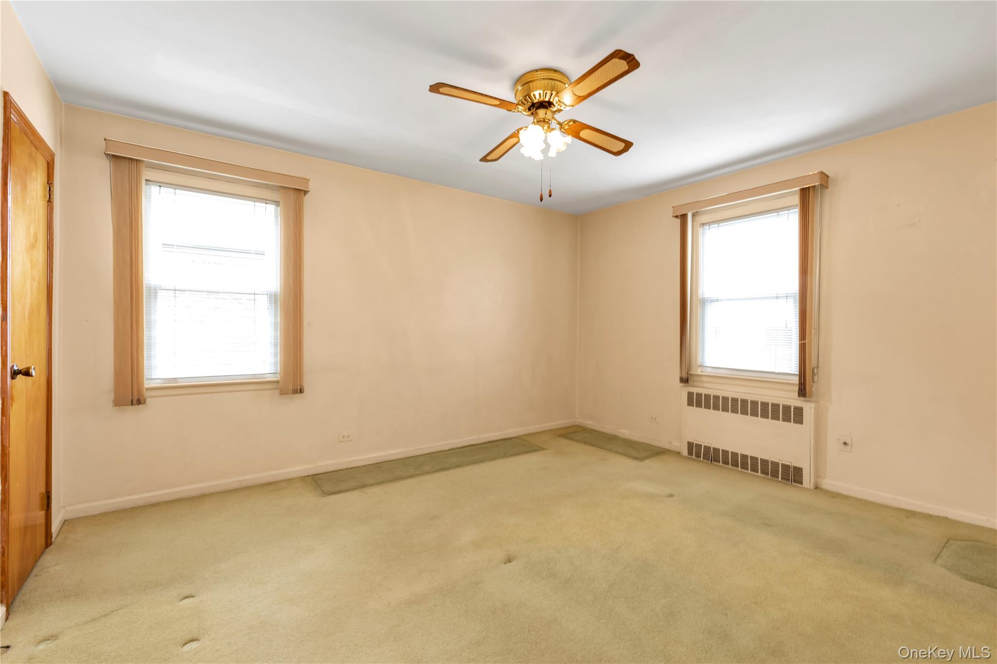 #12 photo, 215 Sheridan Boulevard, Mineola , NY 11501