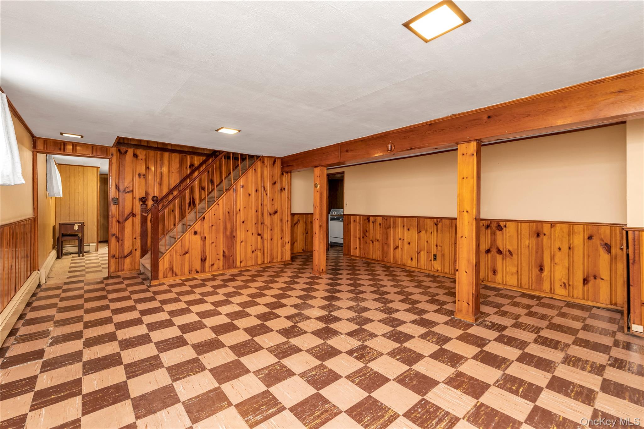 #16 photo, 215 Sheridan Boulevard, Mineola , NY 11501