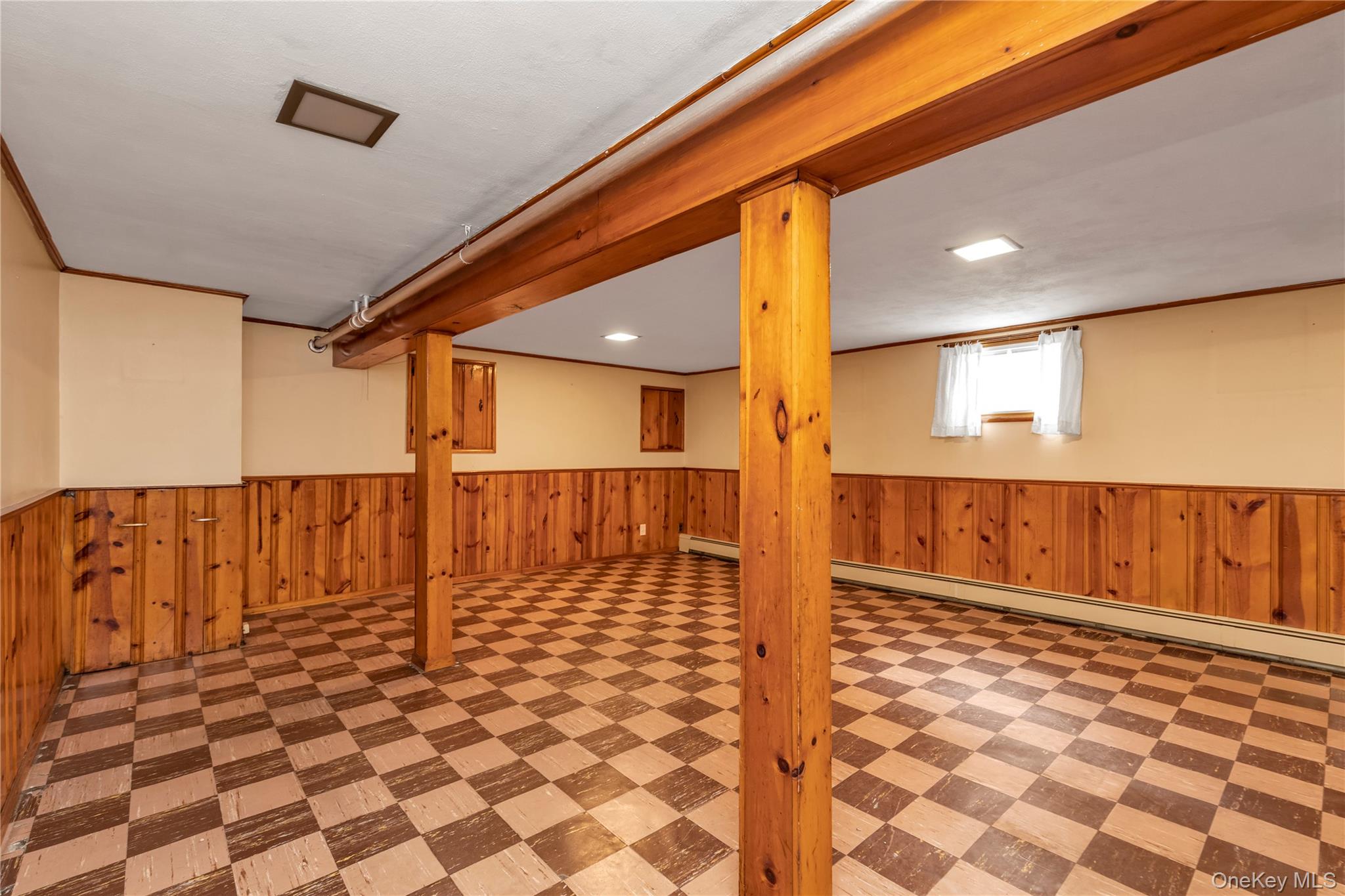 #17 photo, 215 Sheridan Boulevard, Mineola , NY 11501