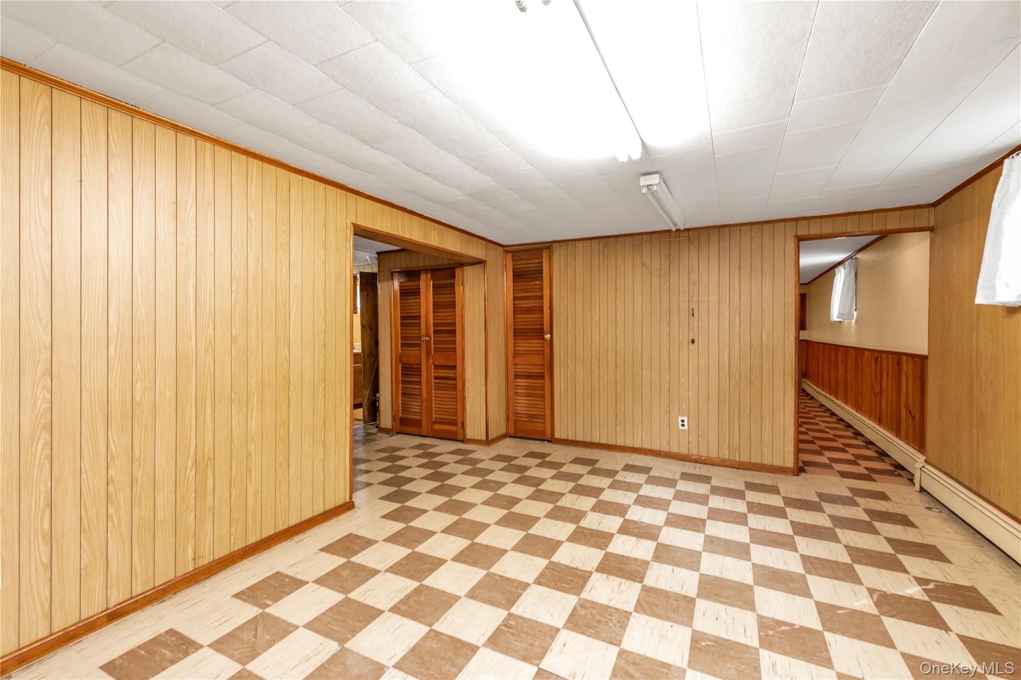 #19 photo, 215 Sheridan Boulevard, Mineola , NY 11501