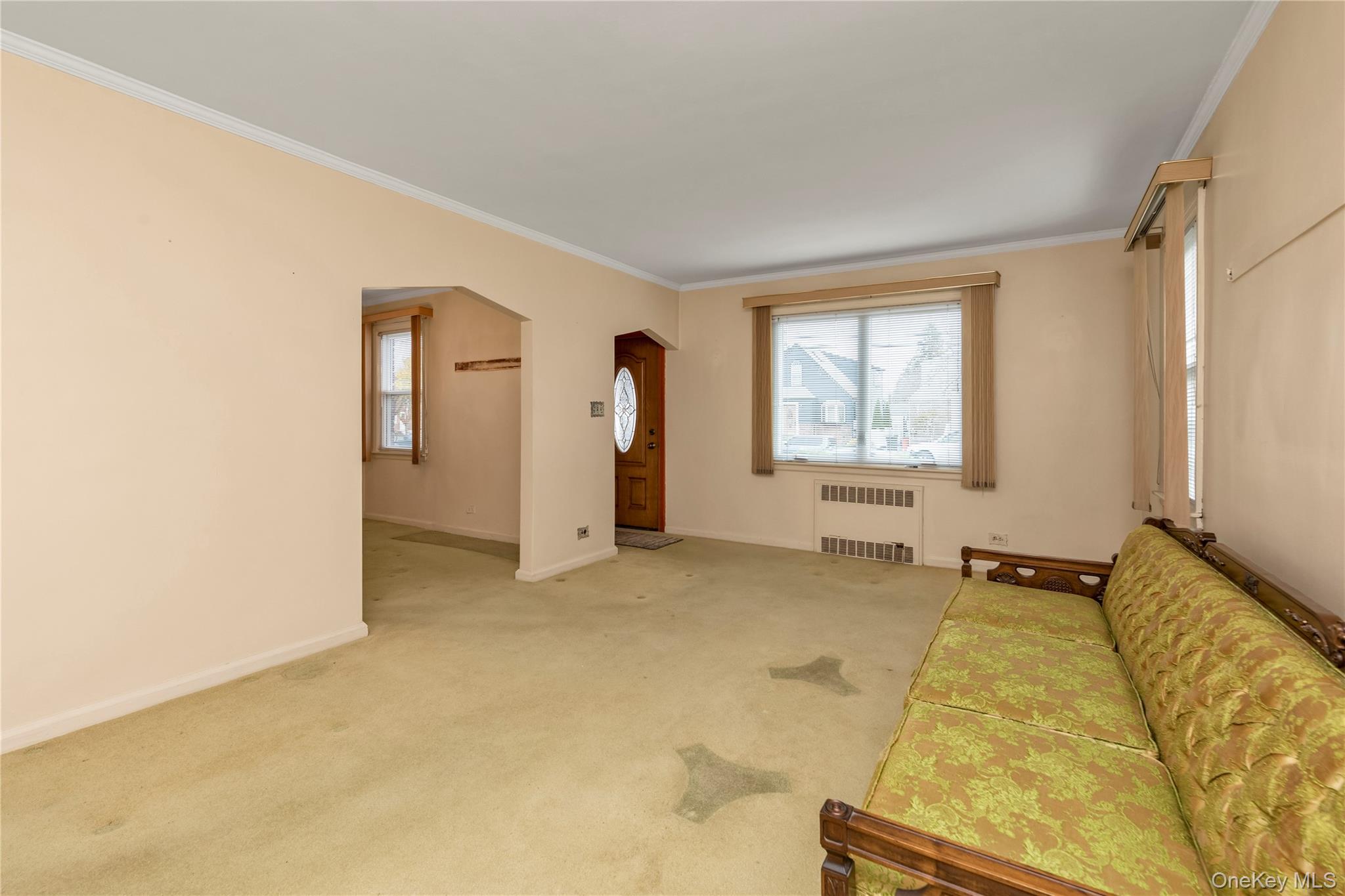 #5 photo, 215 Sheridan Boulevard, Mineola , NY 11501