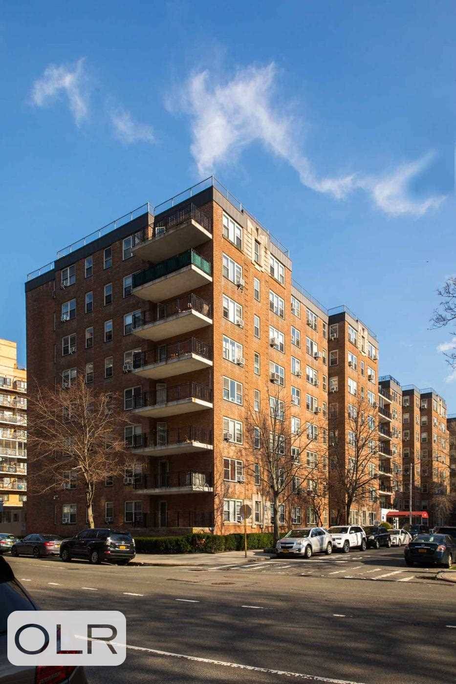 #9 photo, 63-33 98th Place, Rego Park , NY 11374