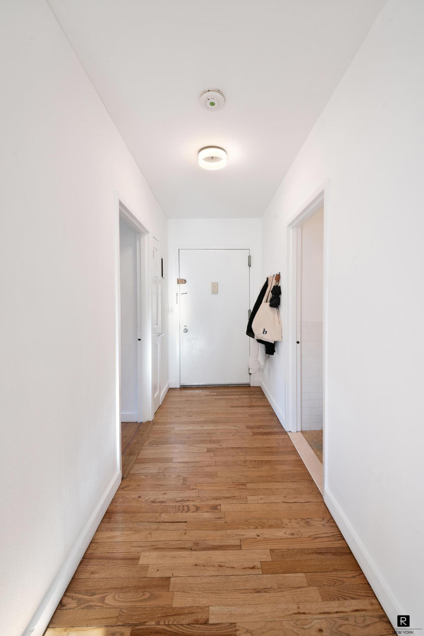 #8 photo, 350 W 14th Street, W. Greenwich Village , NY 10014