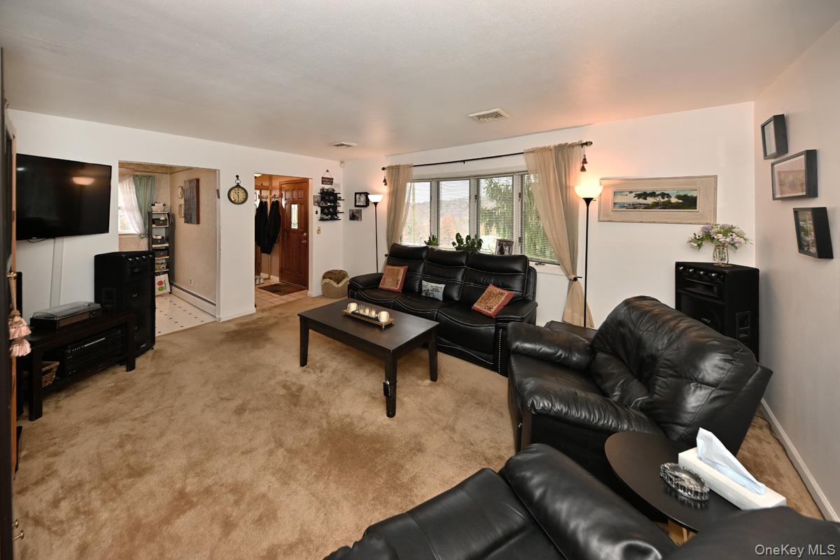 #19 photo, 12 Strawberry Lane, Monroe , NY 10950