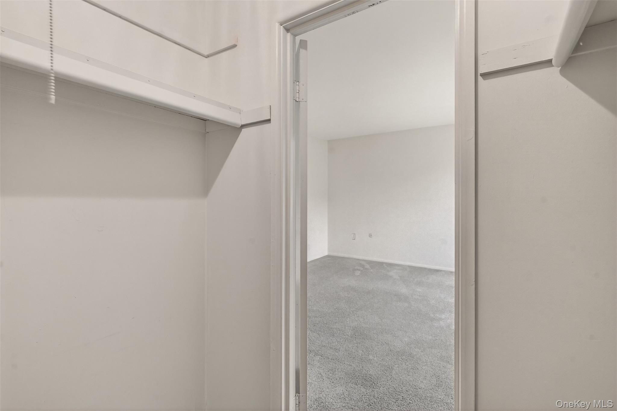 #20 photo, 8 Knightsbridge, Poughkeepsie , NY 12603