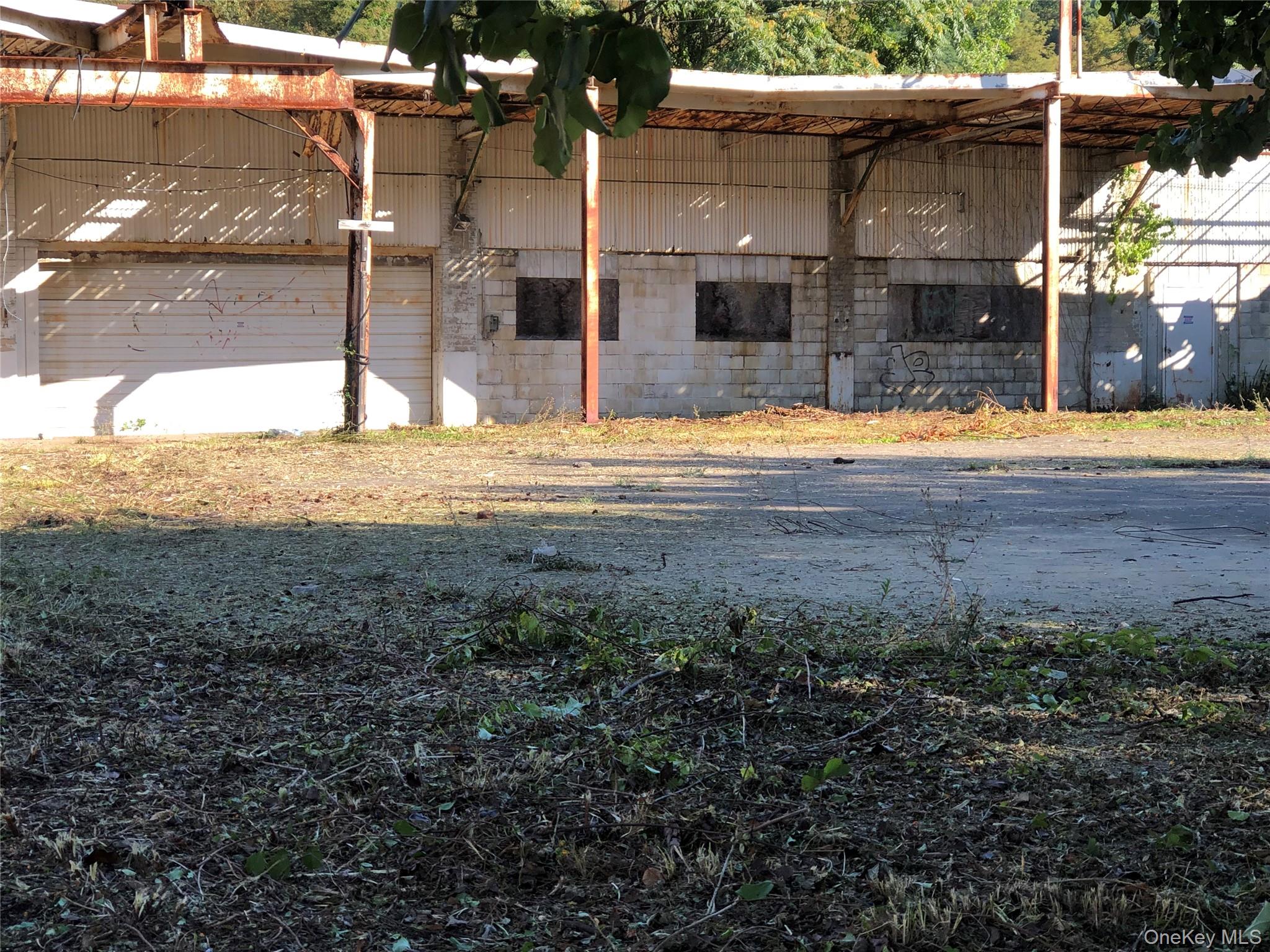 #4 photo, 101 Maple Avenue, Call Listing Agent , PA 15901