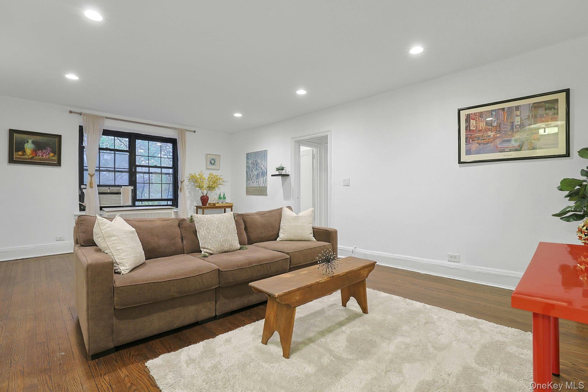 #5 photo, 1273 North Avenue, New Rochelle , NY 10804