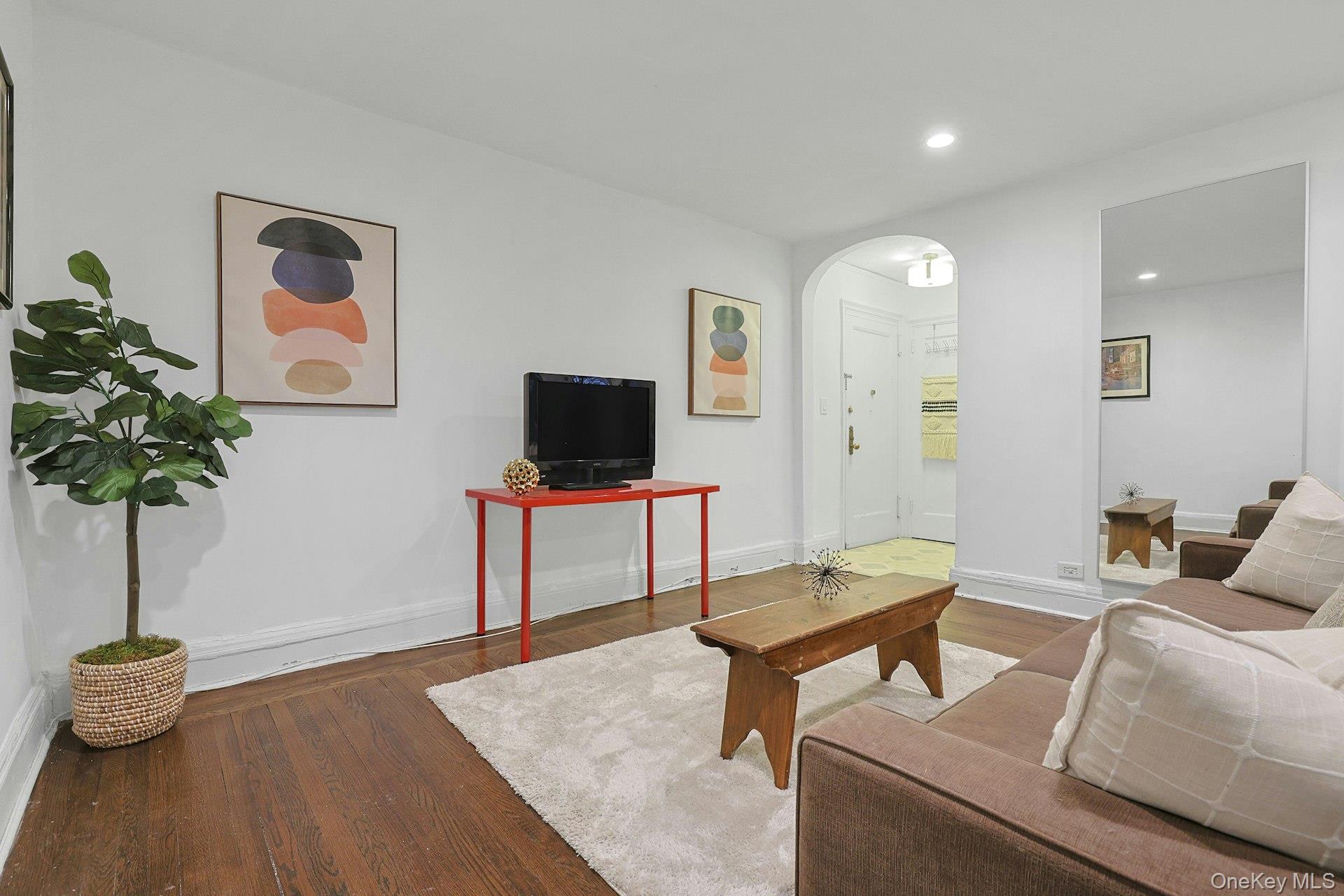 #7 photo, 1273 North Avenue, New Rochelle , NY 10804