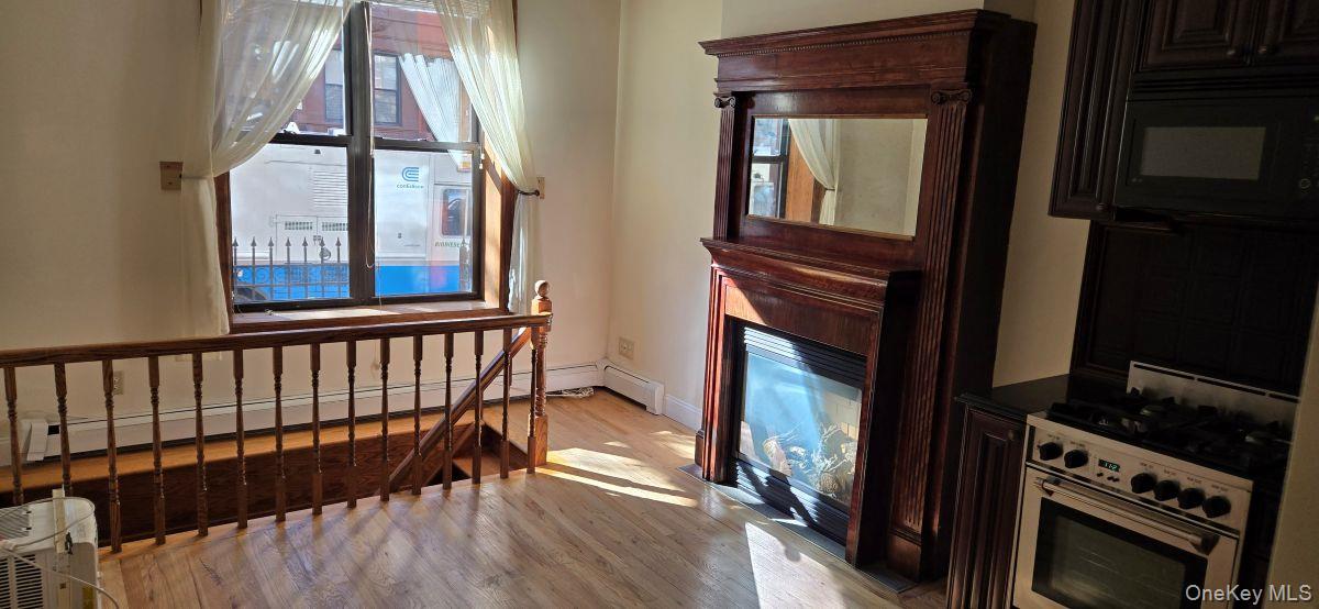 #3 photo, 235 W 137th Street, New York (Manhattan) , NY 10030