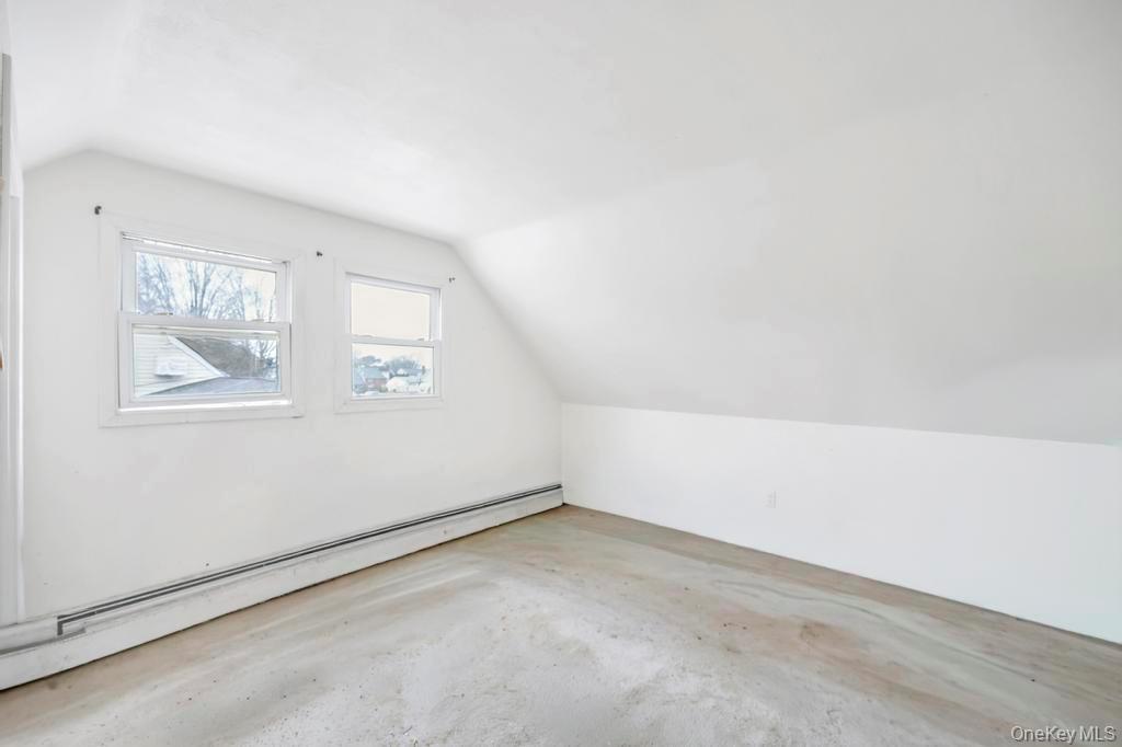 #10 photo, 143 Blacksmith Road, ناسو Levittown , NY 11756