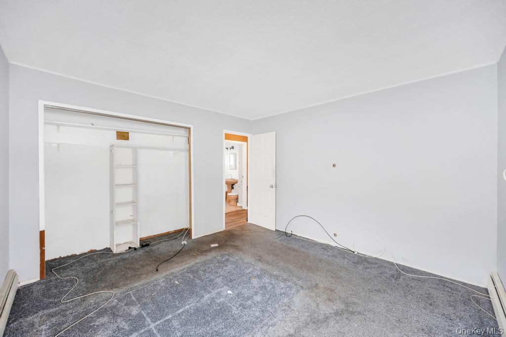 #16 photo, 143 Blacksmith Road, ناسو Levittown , NY 11756