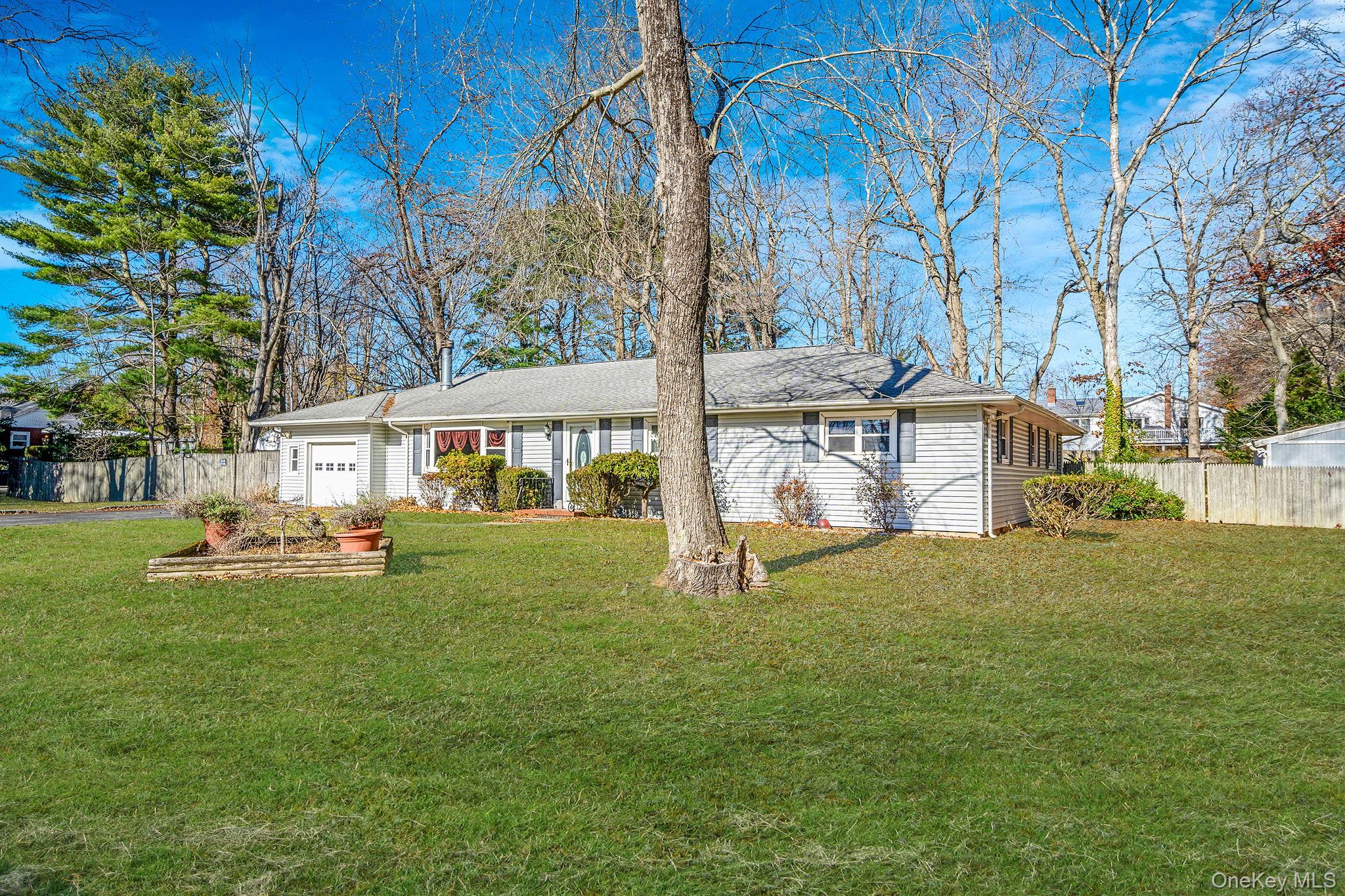 #4 photo, 17 Coram Swezeytown Road, Coram , NY 11727