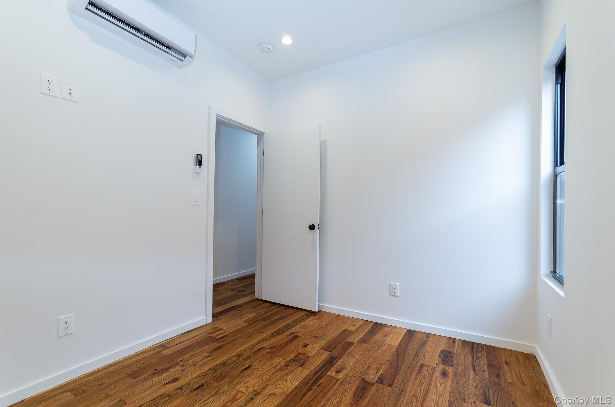 #11 photo, 445 E 46th Street, Brooklyn , NY 11203