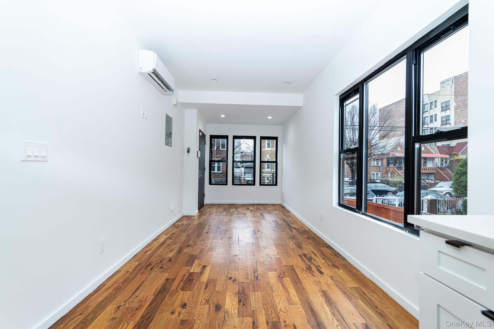 #3 photo, 445 E 46th Street, Brooklyn , NY 11203
