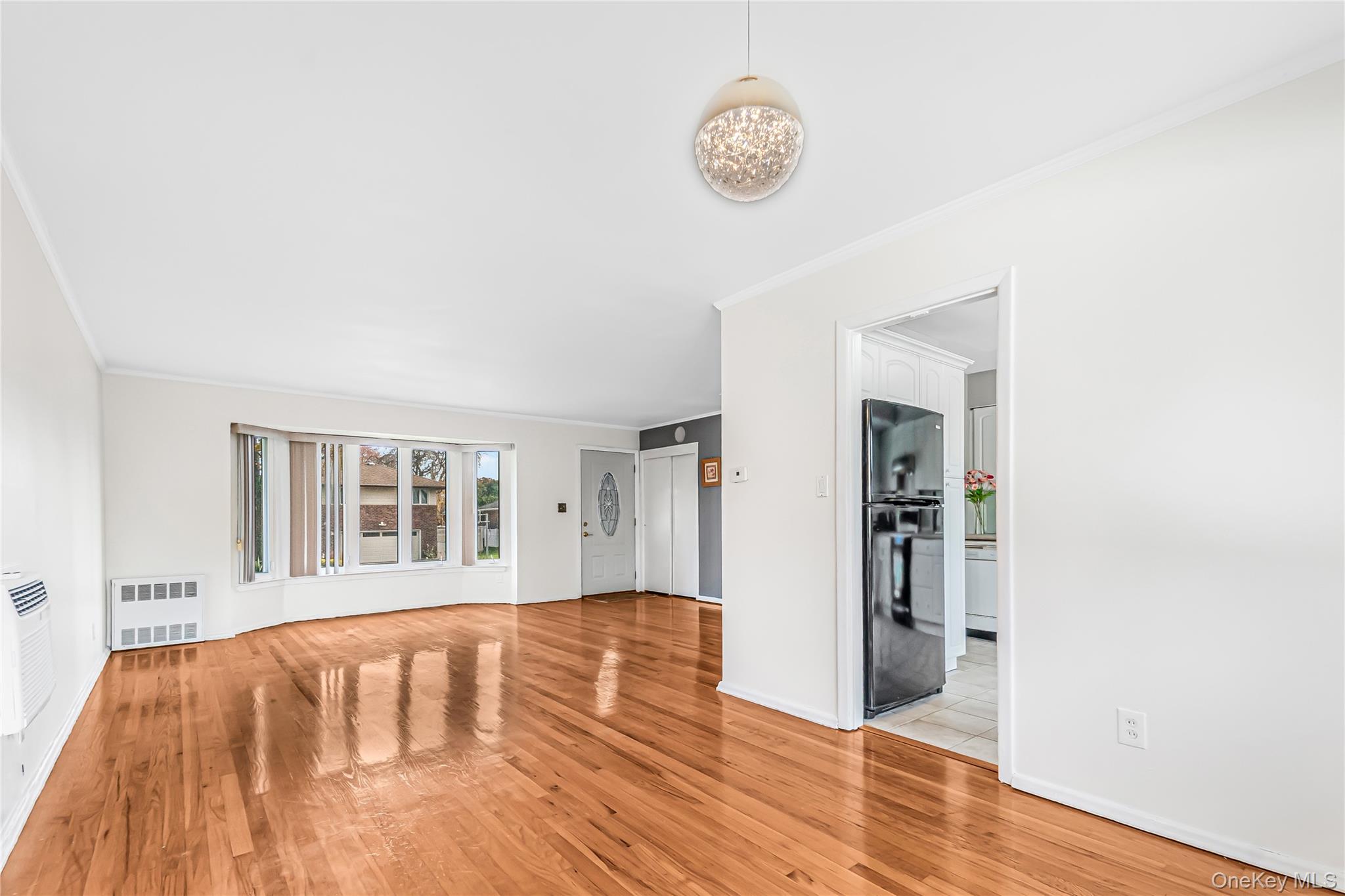 #11 photo, 2 Deer Path Lane, Syosset , NY 11791