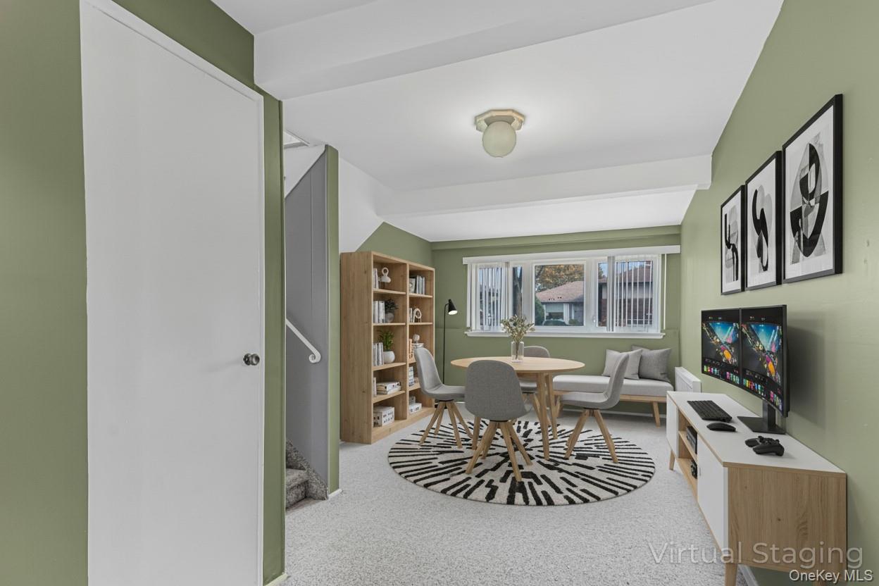 #19 photo, 2 Deer Path Lane, Syosset , NY 11791