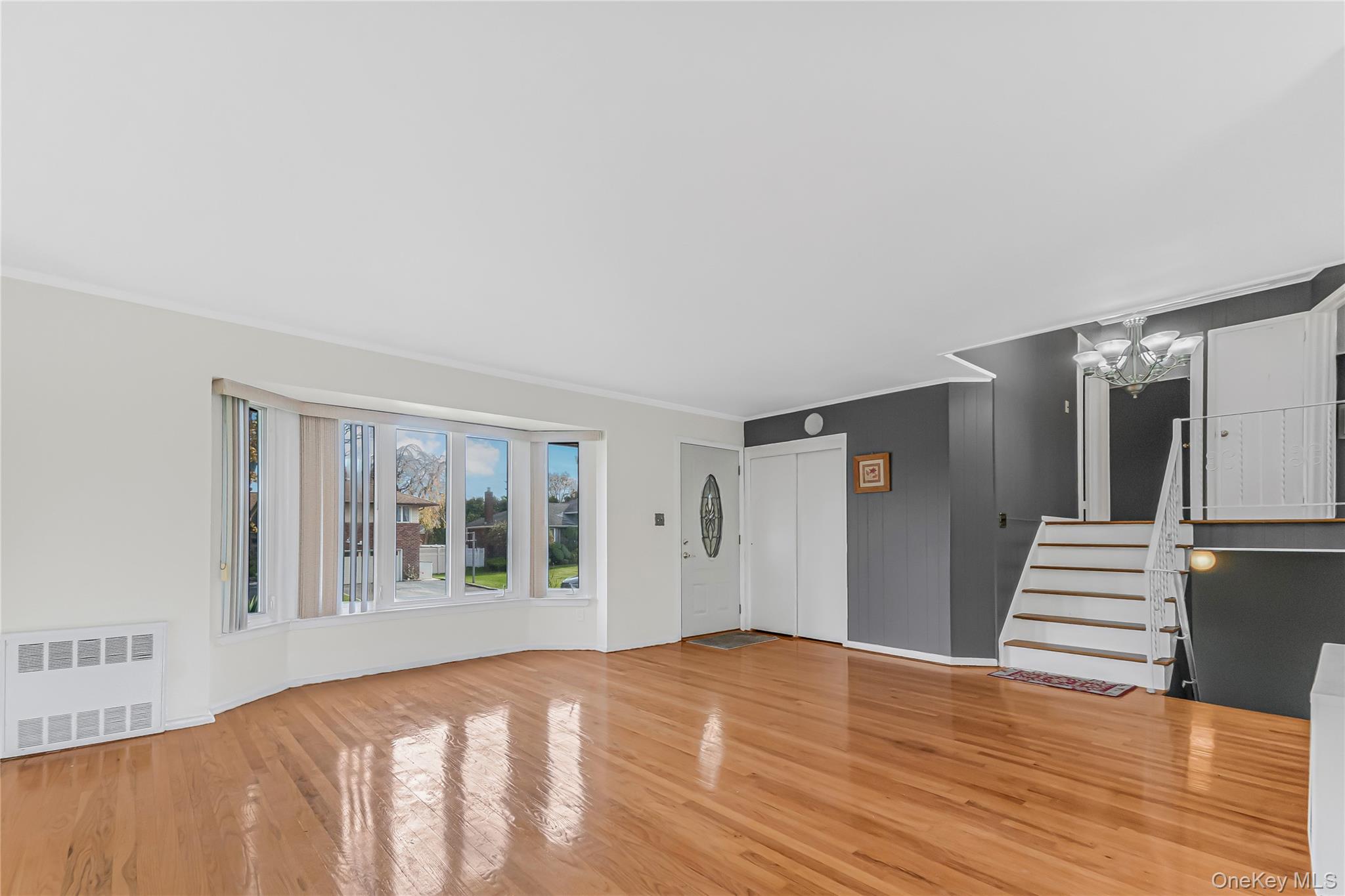 #6 photo, 2 Deer Path Lane, Syosset , NY 11791