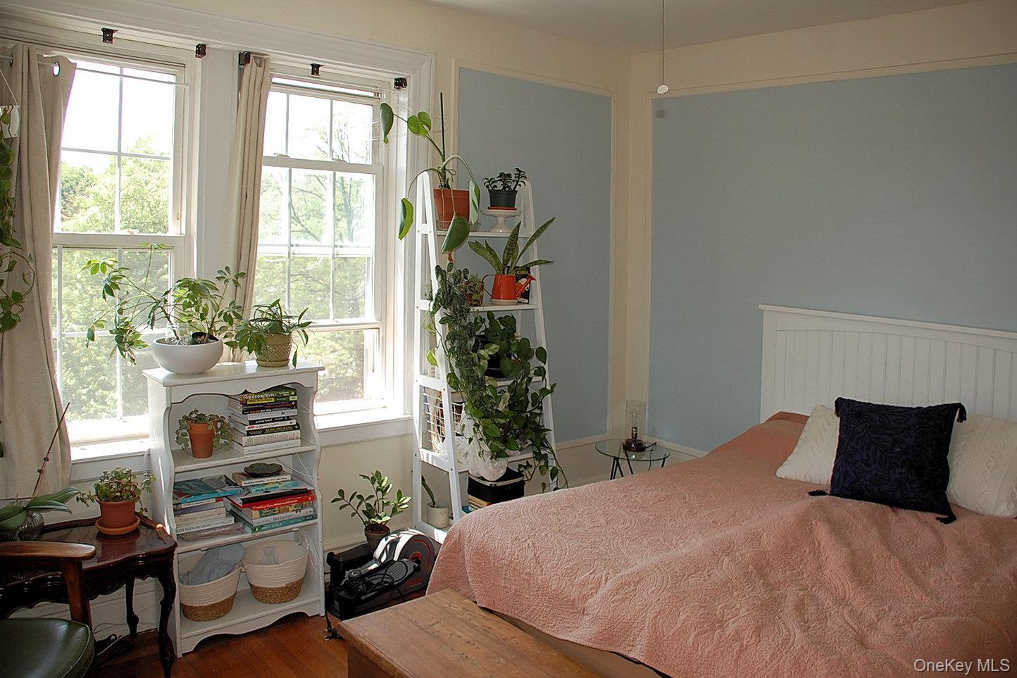 #10 photo, 83 N Broadway, White Plains , NY 10603