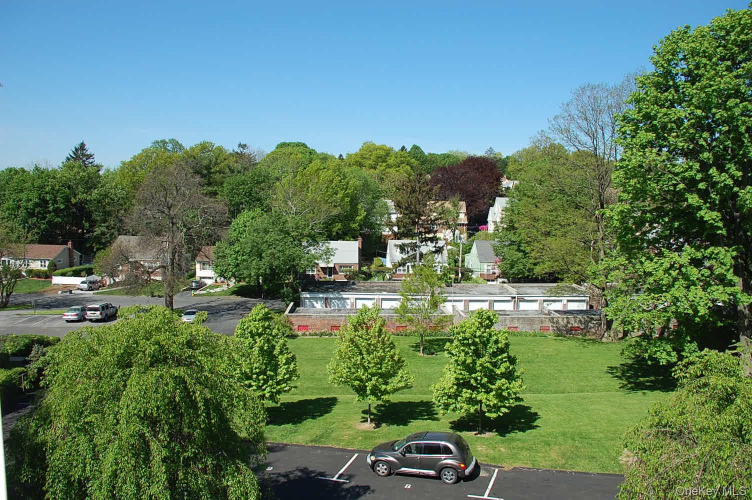 #15 photo, 83 N Broadway, White Plains , NY 10603