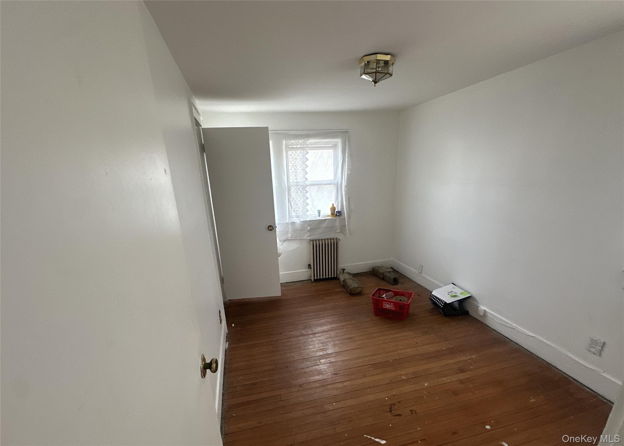 #3 photo, 2922 Oceanside Road, Oceanside , NY 11572