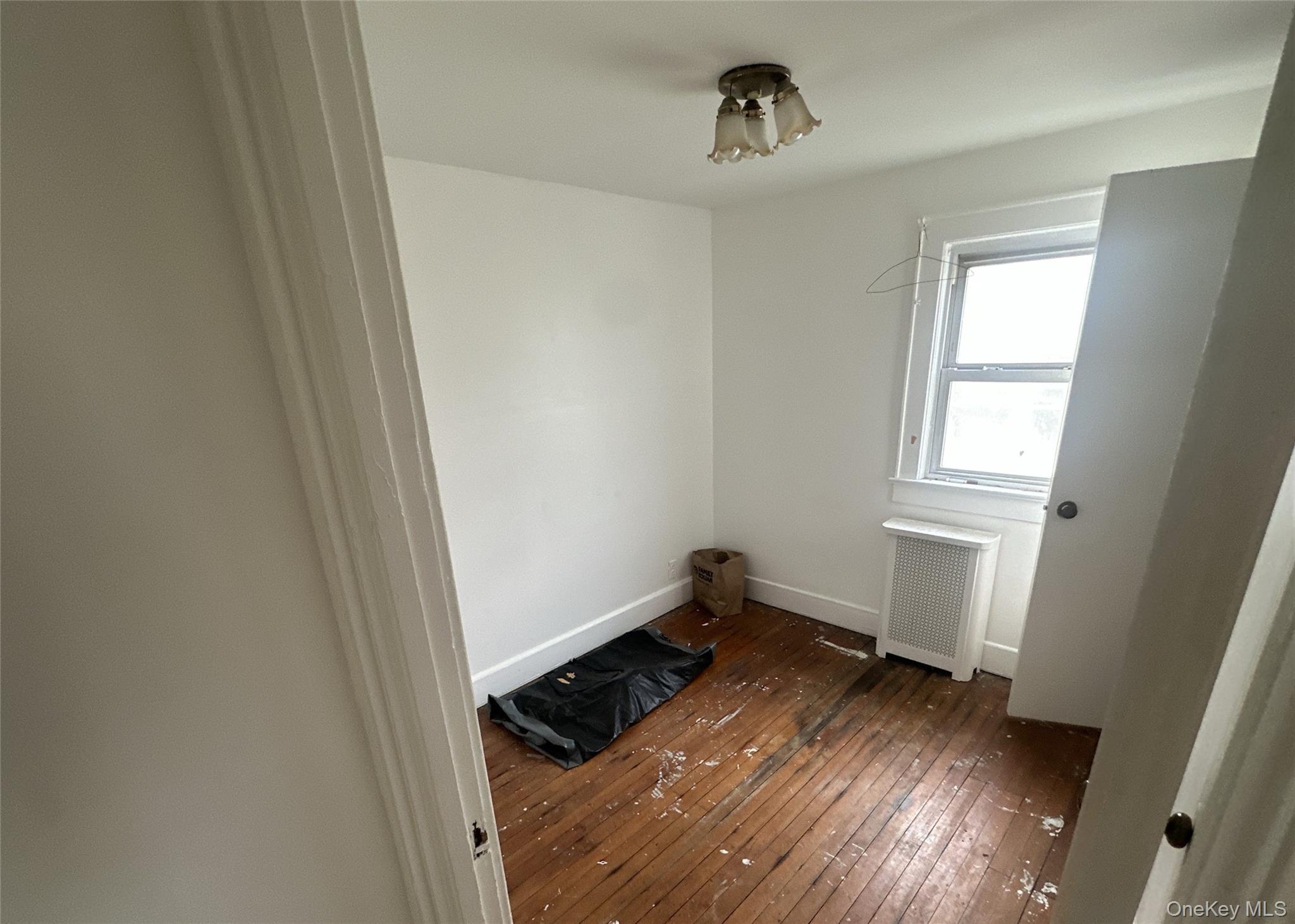 #7 photo, 2922 Oceanside Road, Oceanside , NY 11572