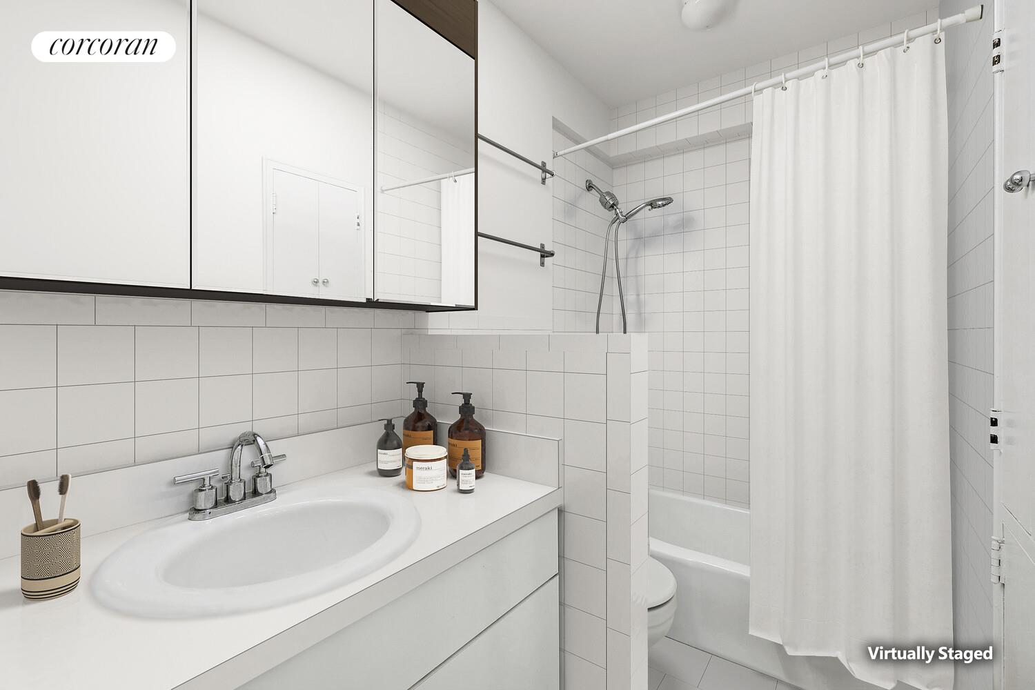 #7 photo, 111 3RD Avenue, East Village , NY 10003