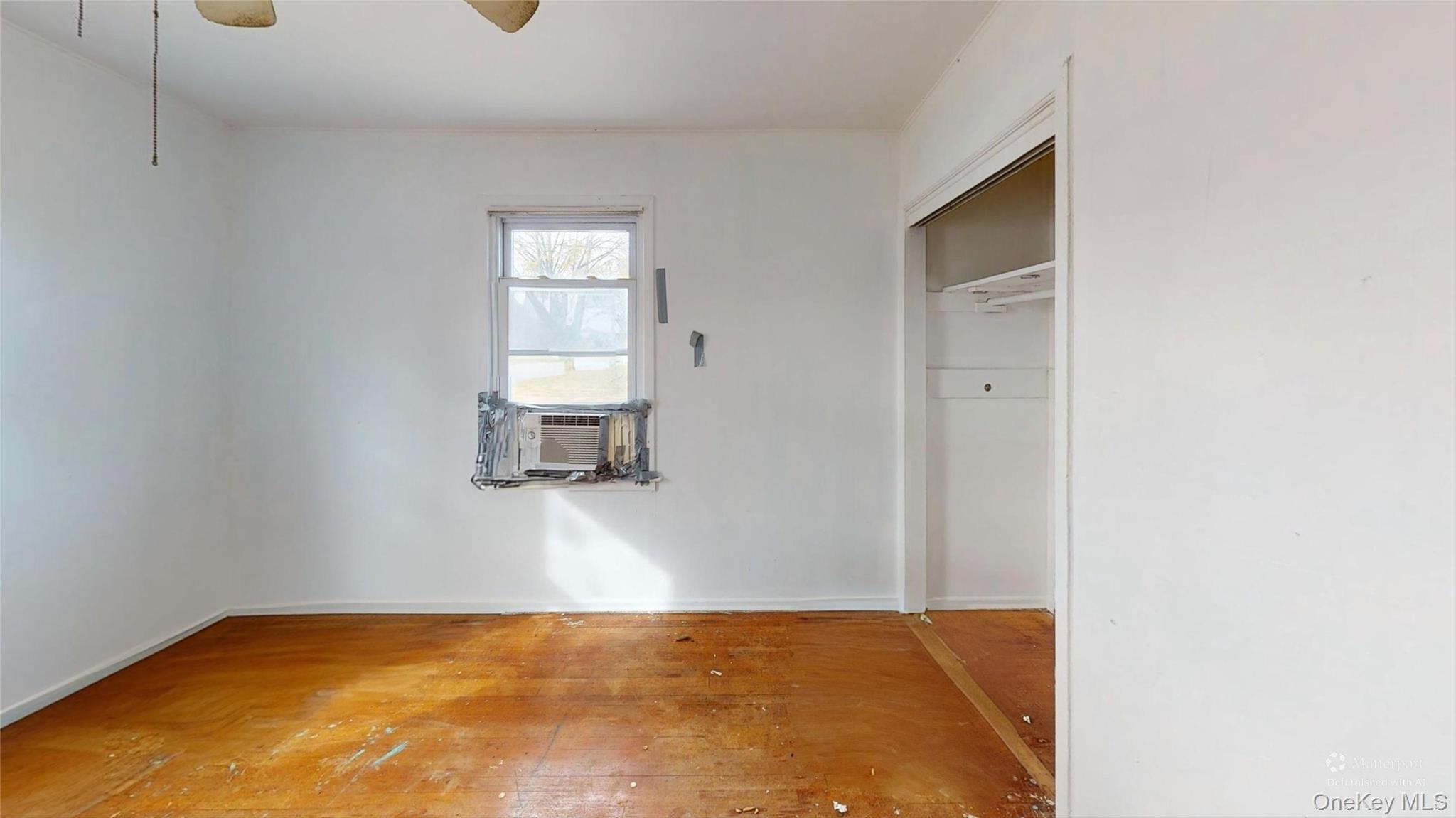 #13 photo, 331 E 3rd Street, Deer Park , NY 11729