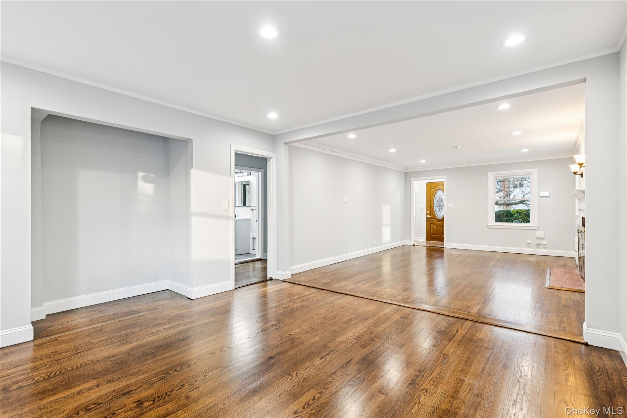 #10 photo, 61 Harris Avenue, Hewlett , NY 11557