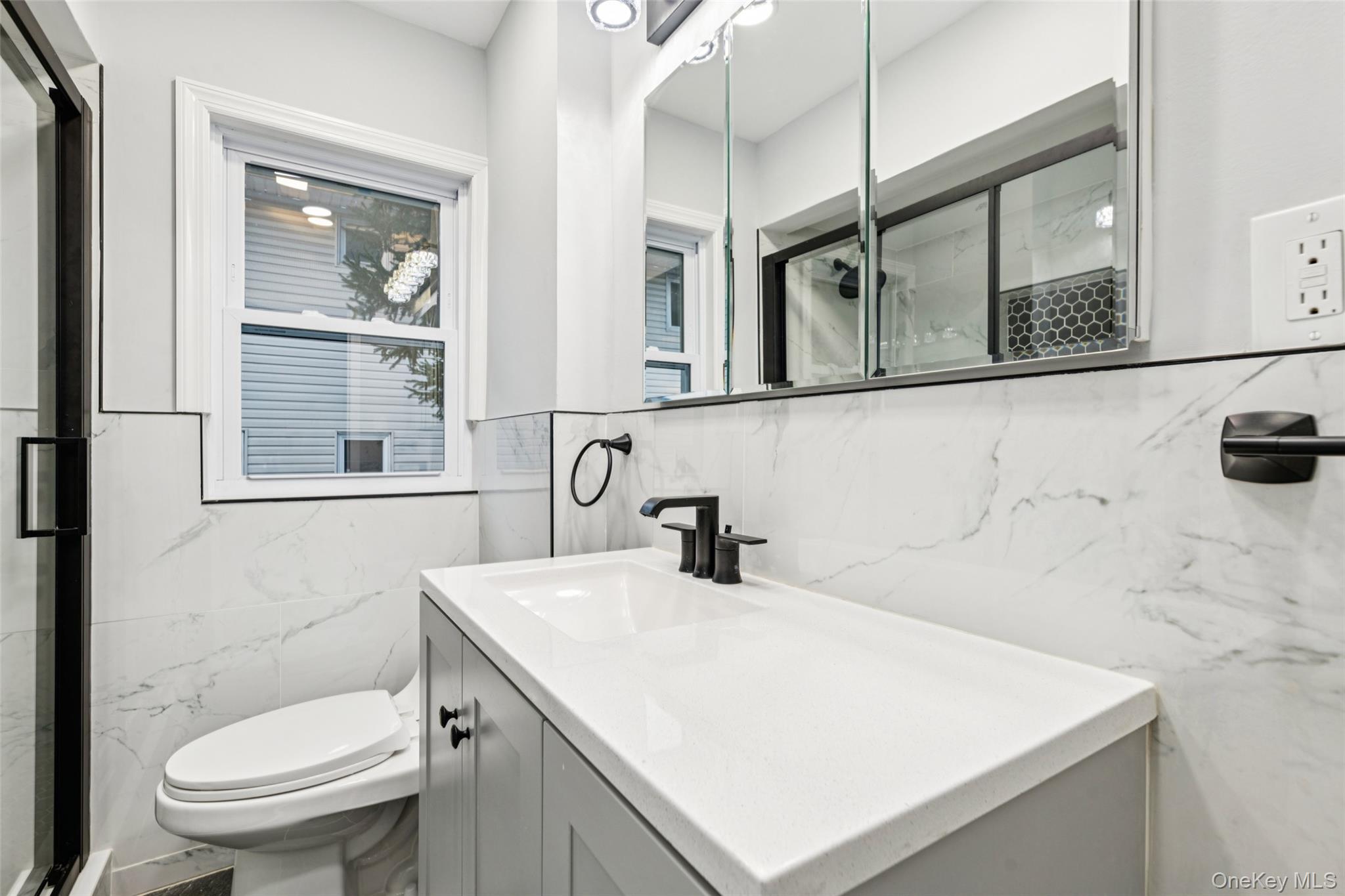 #17 photo, 61 Harris Avenue, Hewlett , NY 11557