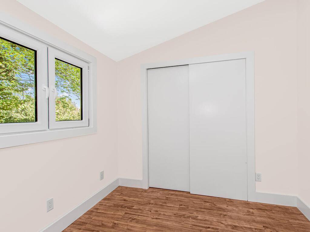 #10 photo, 22 Betty Court, Staten Island , NY 10303