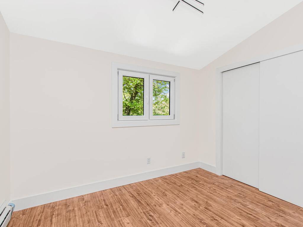 #11 photo, 22 Betty Court, Staten Island , NY 10303