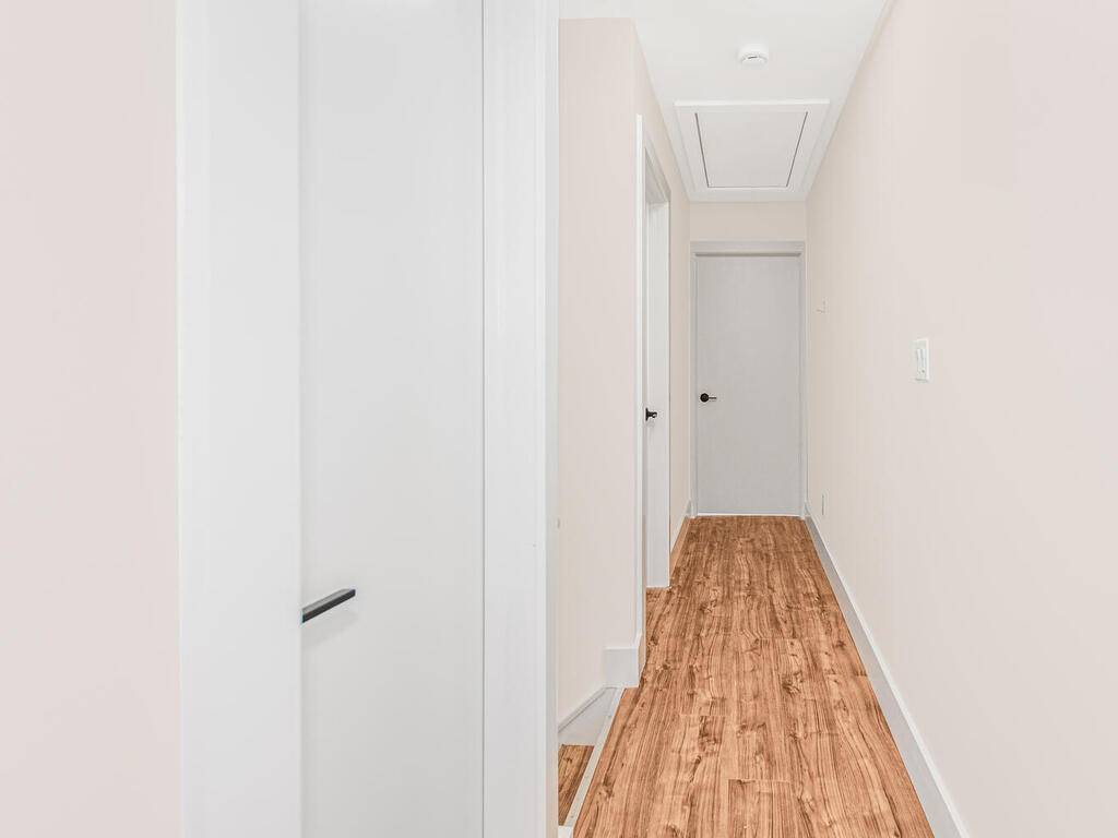 #9 photo, 22 Betty Court, Staten Island , NY 10303