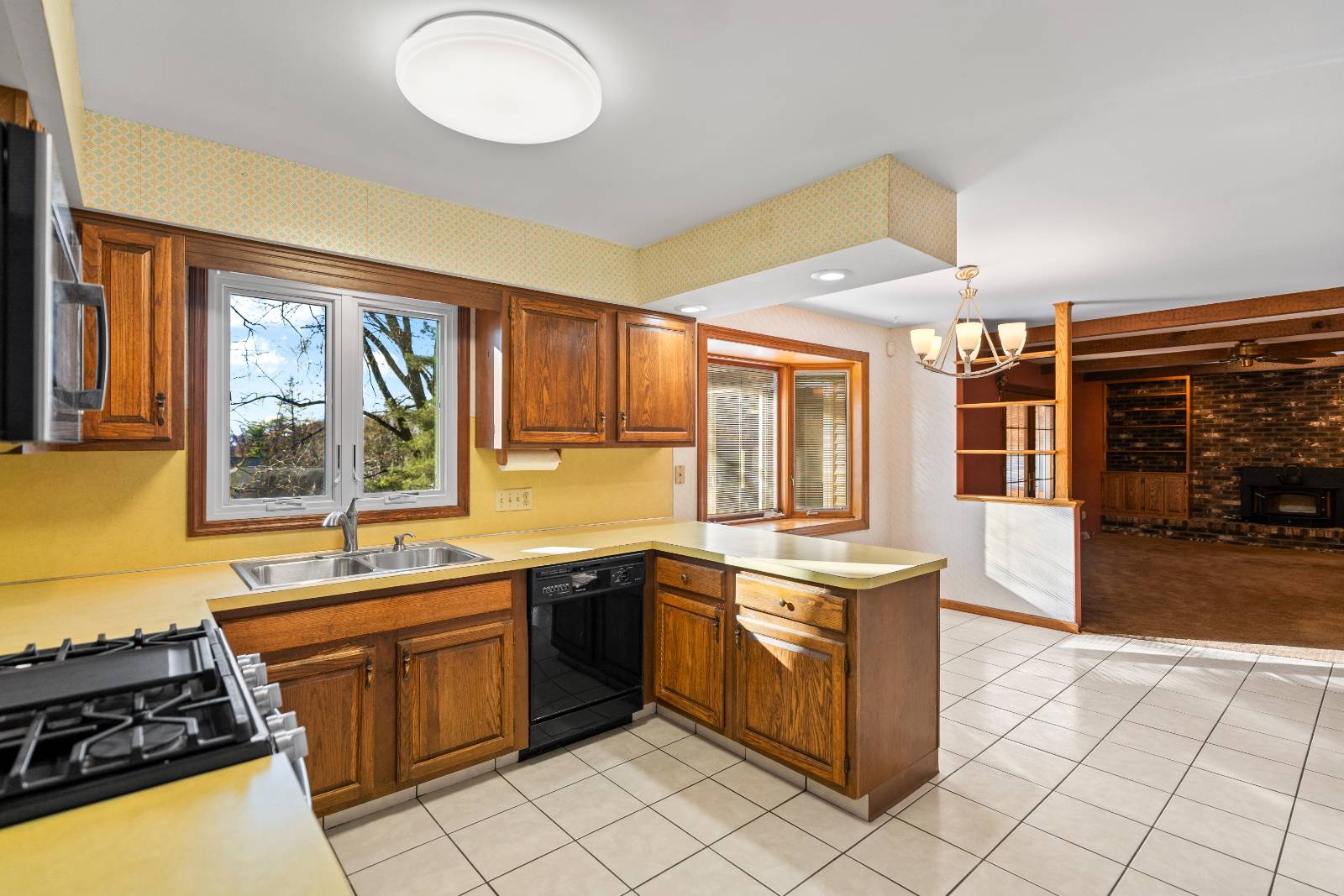 #13 photo, 15 Tower Hghts, Loudonville , NY 12211