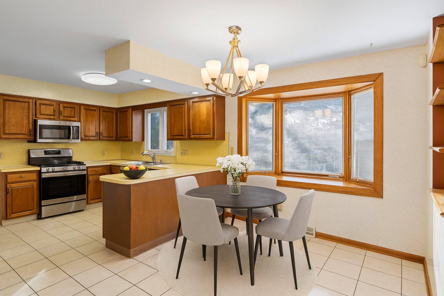 #16 photo, 15 Tower Hghts, Loudonville , NY 12211