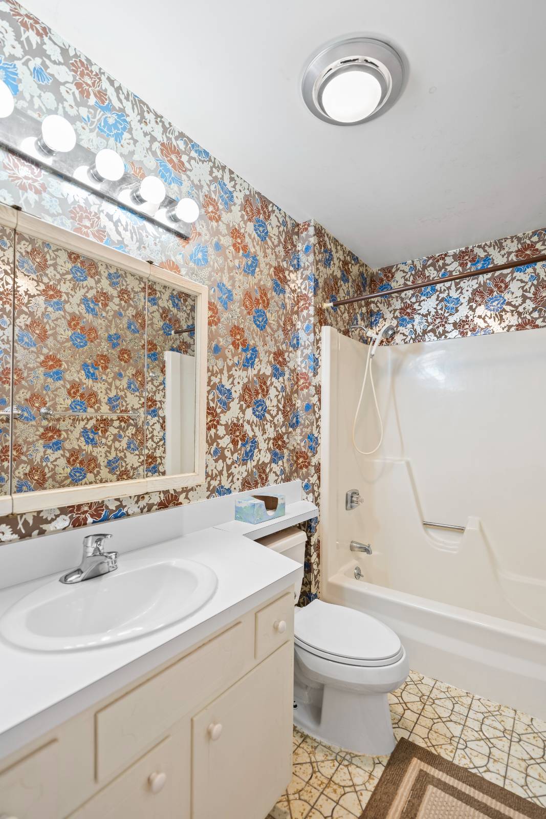 #31 photo, 15 Tower Hghts, Loudonville , NY 12211