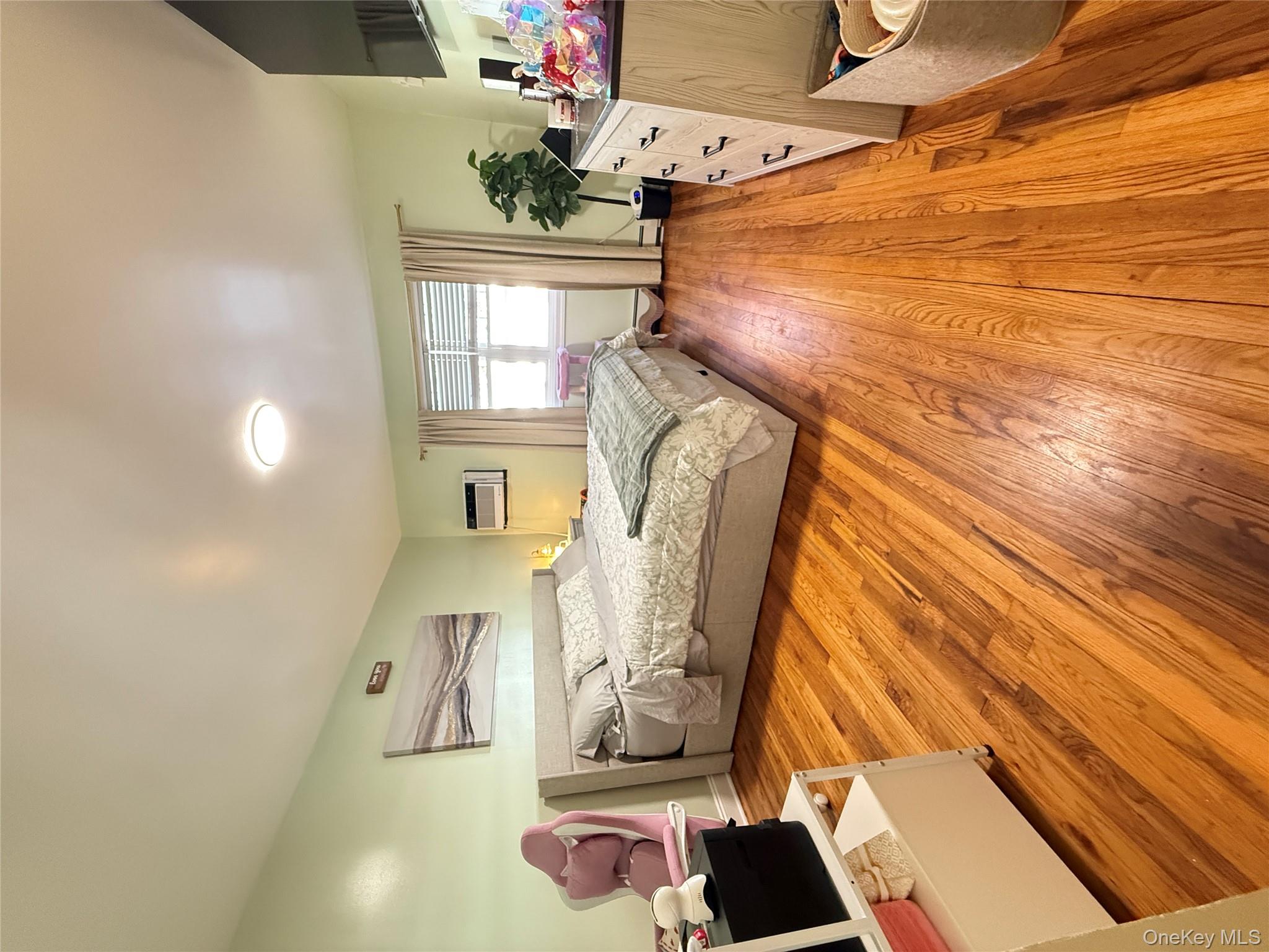 #15 photo, 22411 Kingsbury Avenue, Oakland Gardens , NY 11364