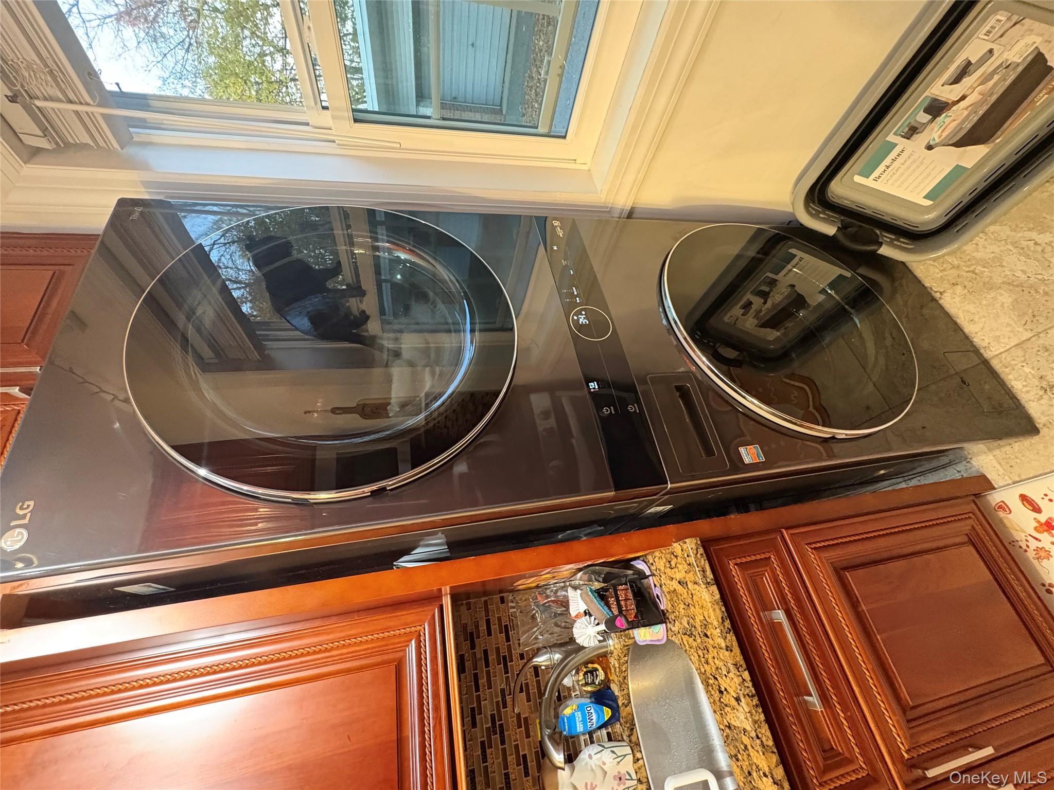 #9 photo, 22411 Kingsbury Avenue, Oakland Gardens , NY 11364