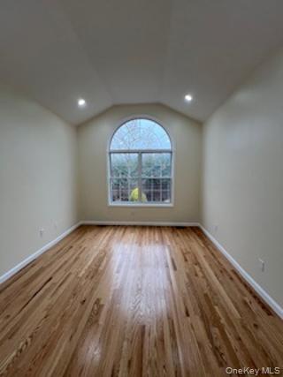 #7 photo, 18 Brookville Way, Manorville , NY 11949